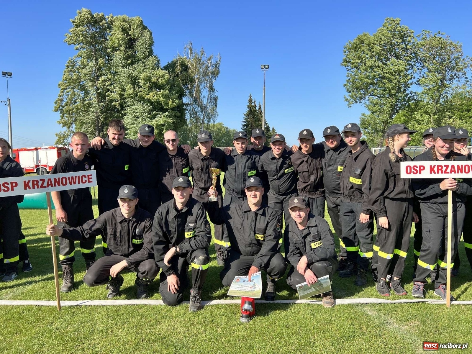 Zdjęcie w galerii na portalu naszraciborz.pl: Gminne zawody OSP. Trzy trofea dla Krzanowic, jedno dla Borucina [FOTO i WIDEO] wiadomości z regionu
