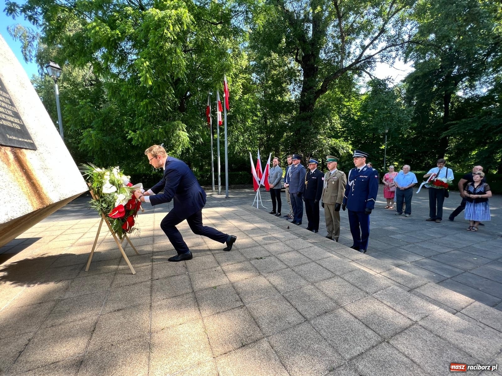 Zdjęcie w galerii na portalu naszraciborz.pl: Pierwsze obchody Narodowego Dnia Powstań Śląskich w Raciborzu [FOTO i WIDEO] wiadomości z regionu