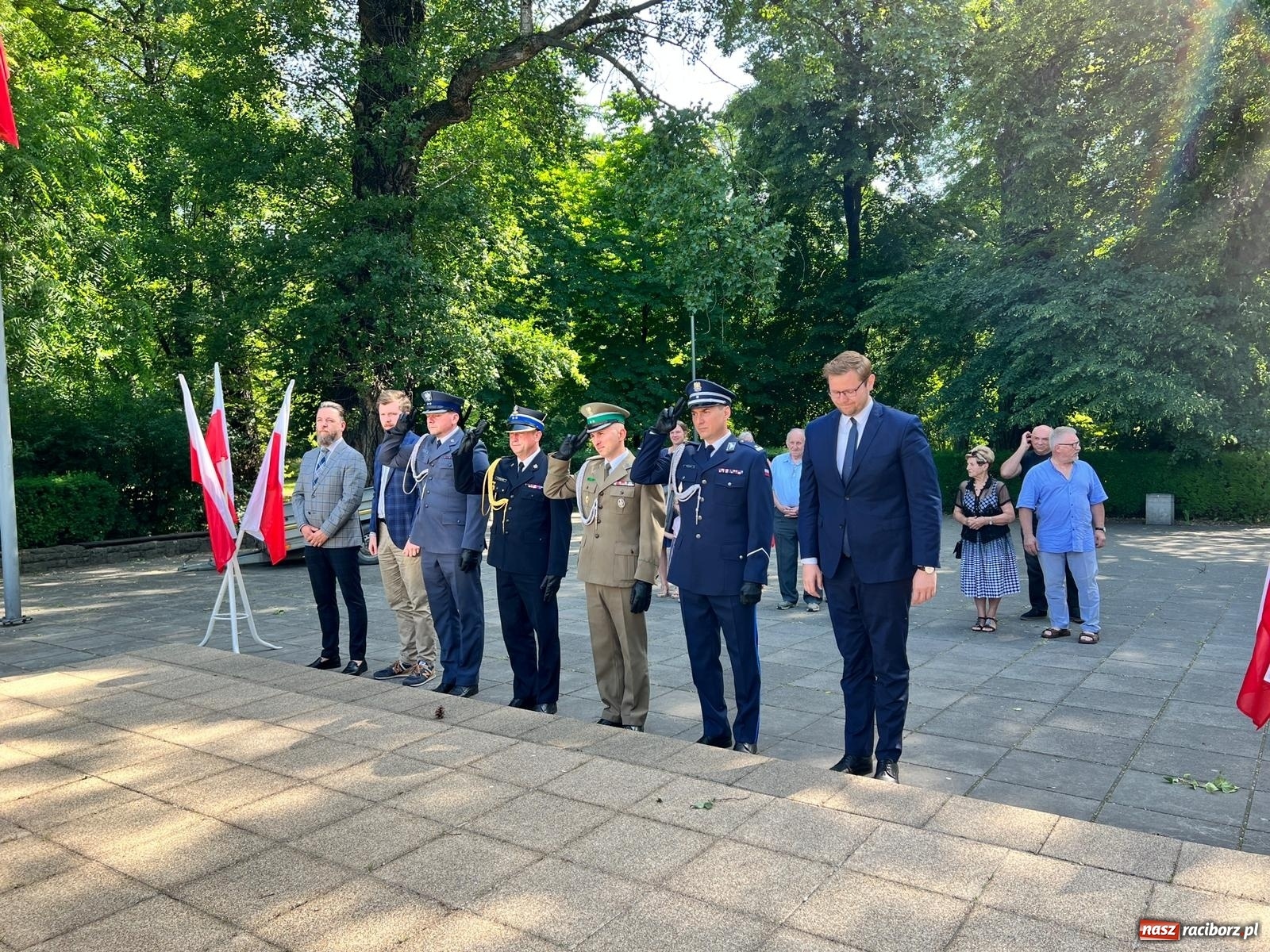 Zdjęcie w galerii na portalu naszraciborz.pl: Pierwsze obchody Narodowego Dnia Powstań Śląskich w Raciborzu [FOTO i WIDEO] wiadomości z regionu