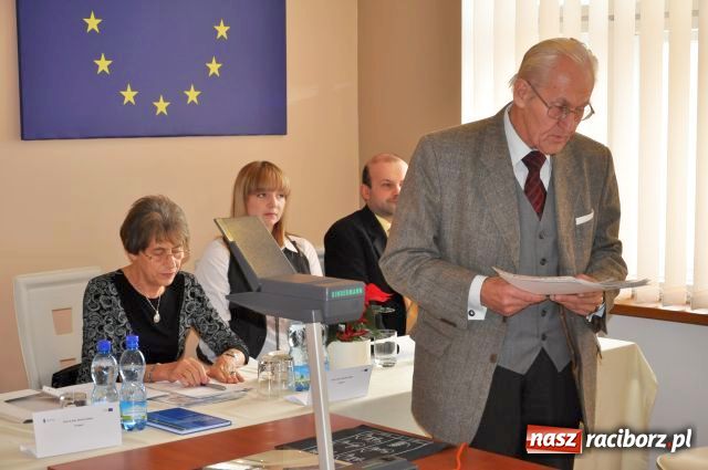 Zdjęcie w galerii na portalu naszraciborz.pl: Pomagają odnaleźć się na rynku pracy wiadomości z regionu