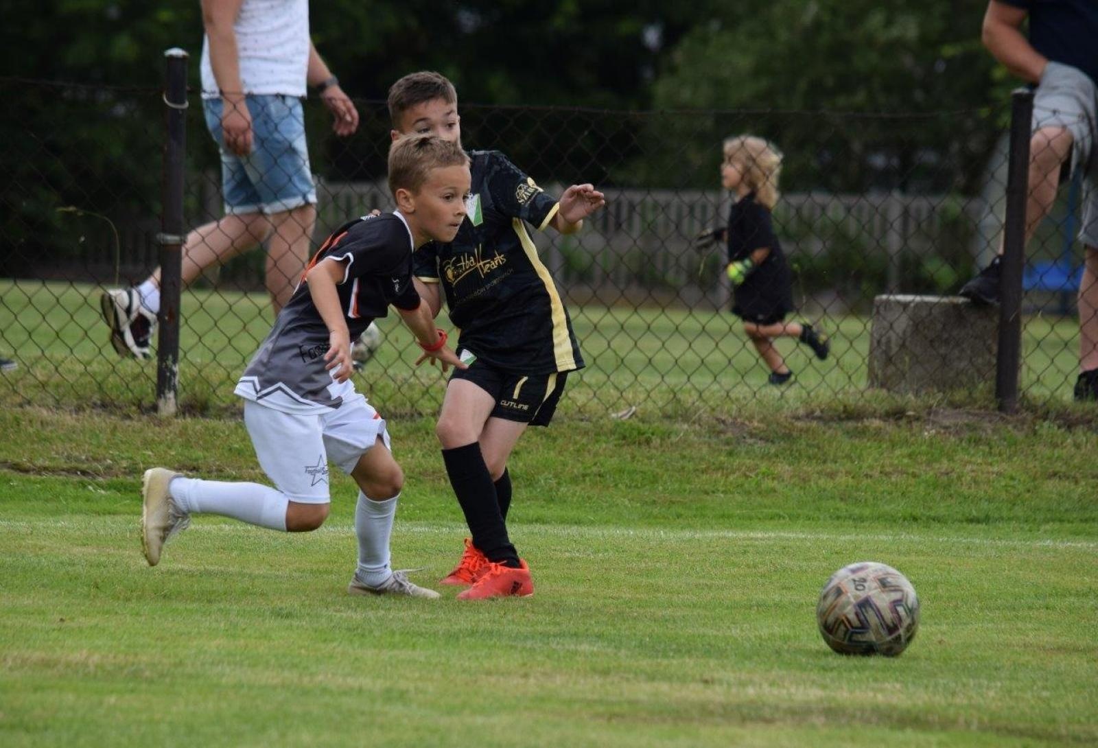 Zdjęcie w galerii na portalu naszraciborz.pl: Przeżyjmy to jeszcze raz. Orlik Cup Nędza 2022 [FOTO] wiadomości z regionu
