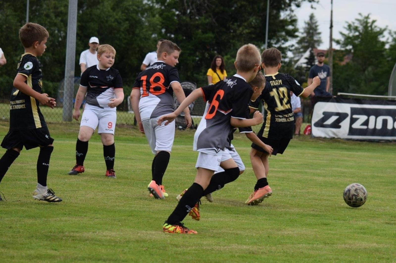 Zdjęcie w galerii na portalu naszraciborz.pl: Przeżyjmy to jeszcze raz. Orlik Cup Nędza 2022 [FOTO] wiadomości z regionu