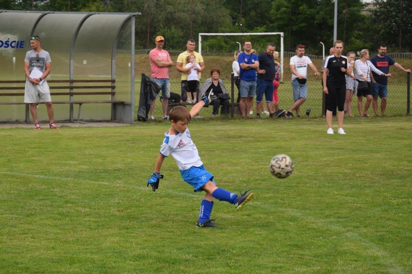Zdjęcie w galerii na portalu naszraciborz.pl: Przeżyjmy to jeszcze raz. Orlik Cup Nędza 2022 [FOTO] wiadomości z regionu