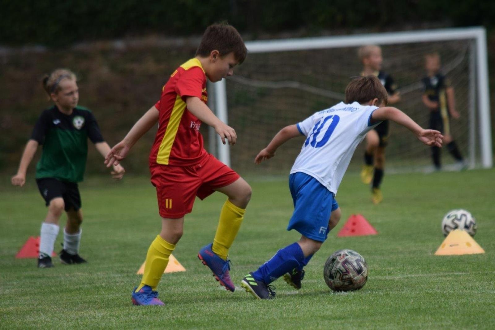 Zdjęcie w galerii na portalu naszraciborz.pl: Przeżyjmy to jeszcze raz. Orlik Cup Nędza 2022 [FOTO] wiadomości z regionu