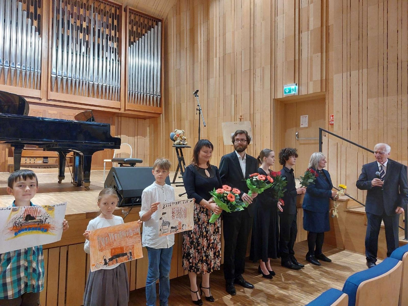 Zdjęcie w galerii na portalu naszraciborz.pl: Finał koncertów umuzykalniających wpisany w jubileusz 40-lecia wiadomości z regionu