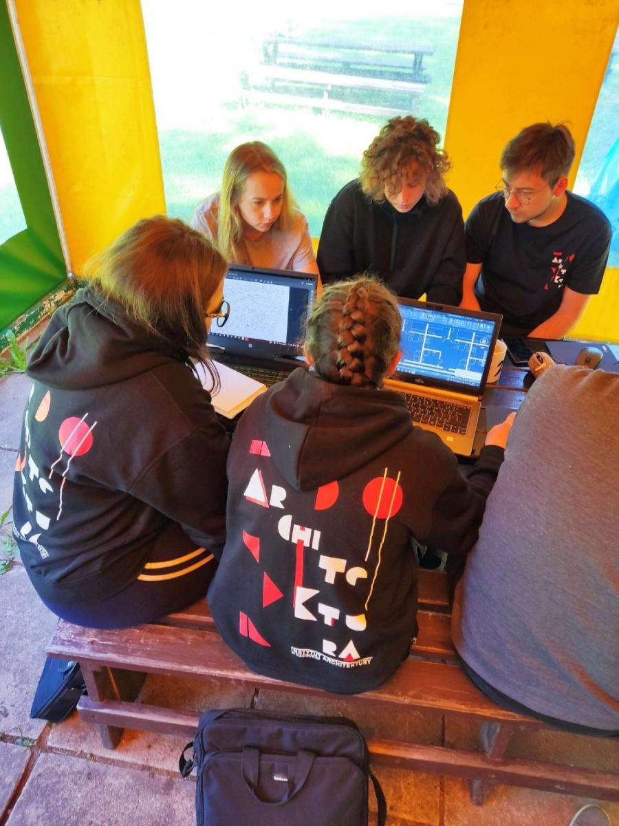 Zdjęcie w galerii na portalu naszraciborz.pl: Studenci Architektury PWSZ projektują dla nadmorskiego Ośrodka w Pleśnej wiadomości z regionu