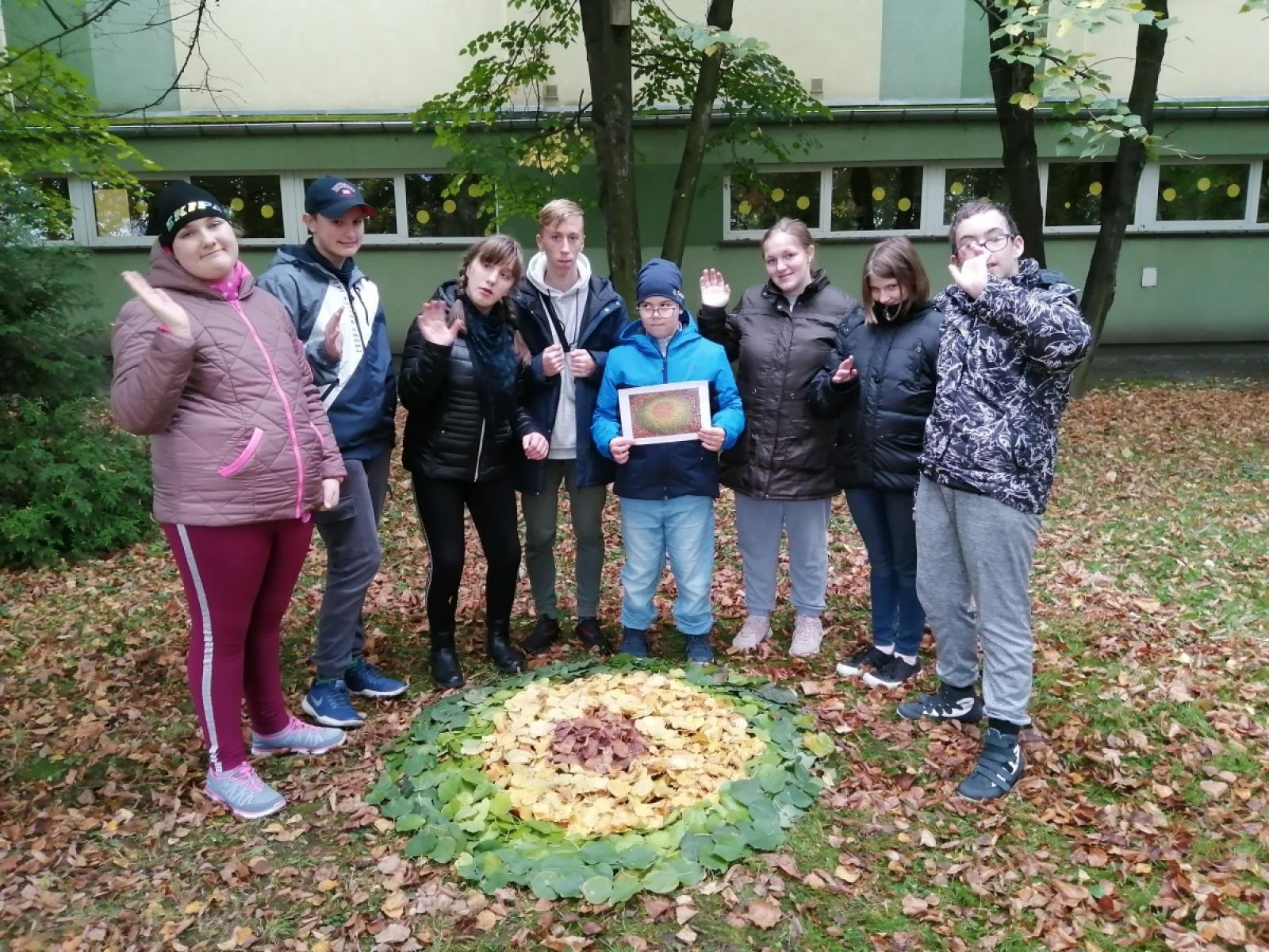 Zdjęcie w galerii na portalu naszraciborz.pl: Projekt eTwinning w ZSS w Raciborzu z Odznaką Jakości wiadomości z regionu