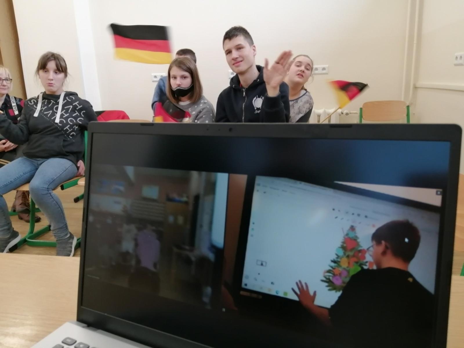 Zdjęcie w galerii na portalu naszraciborz.pl: Projekt eTwinning w ZSS w Raciborzu z Odznaką Jakości wiadomości z regionu