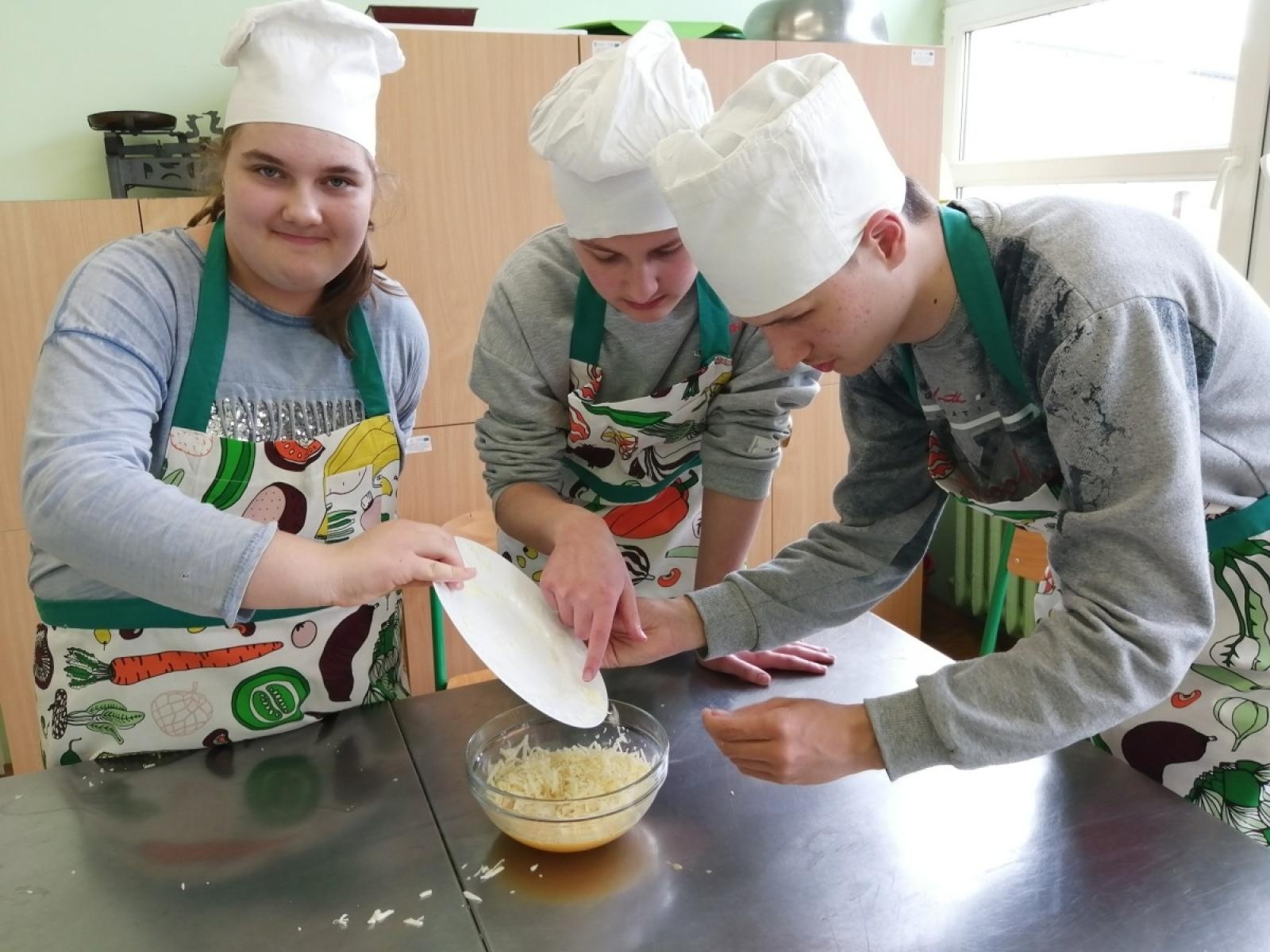 Zdjęcie w galerii na portalu naszraciborz.pl: Projekt eTwinning w ZSS w Raciborzu z Odznaką Jakości wiadomości z regionu