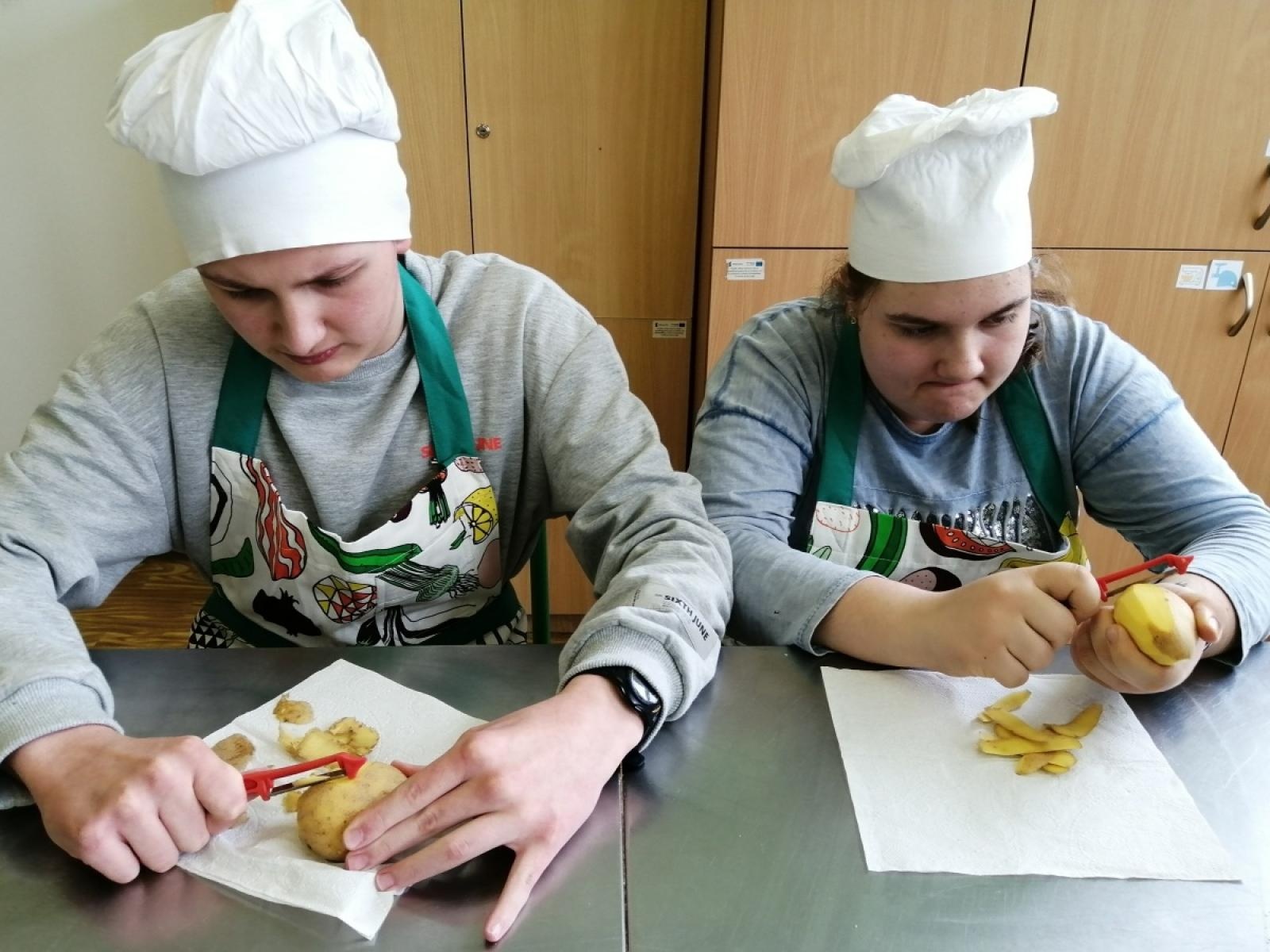 Zdjęcie w galerii na portalu naszraciborz.pl: Projekt eTwinning w ZSS w Raciborzu z Odznaką Jakości wiadomości z regionu