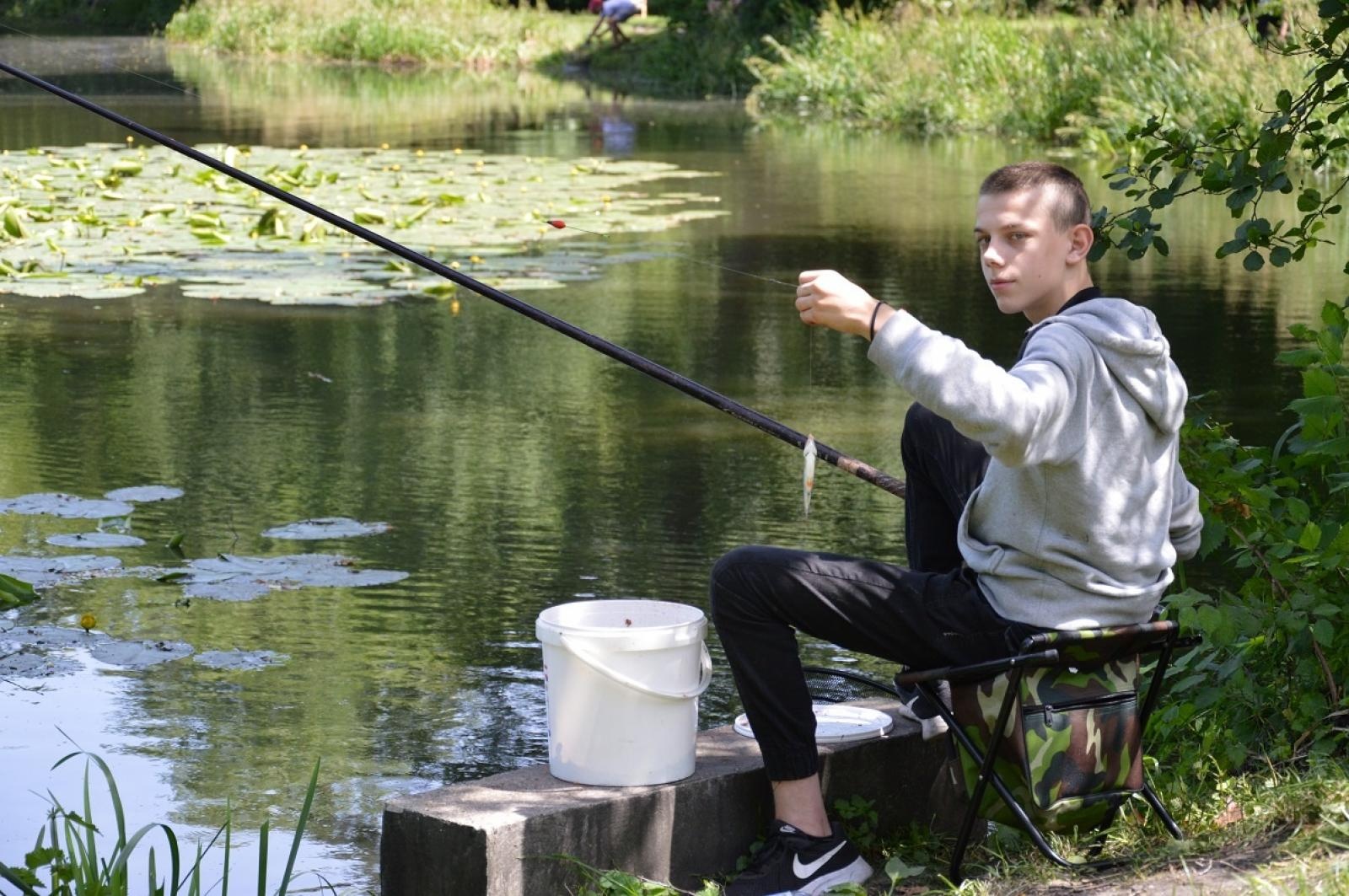 Zdjęcie w galerii na portalu naszraciborz.pl: Wędkarska rywalizacja na klasztornym akwenie [FOTO] wiadomości z regionu