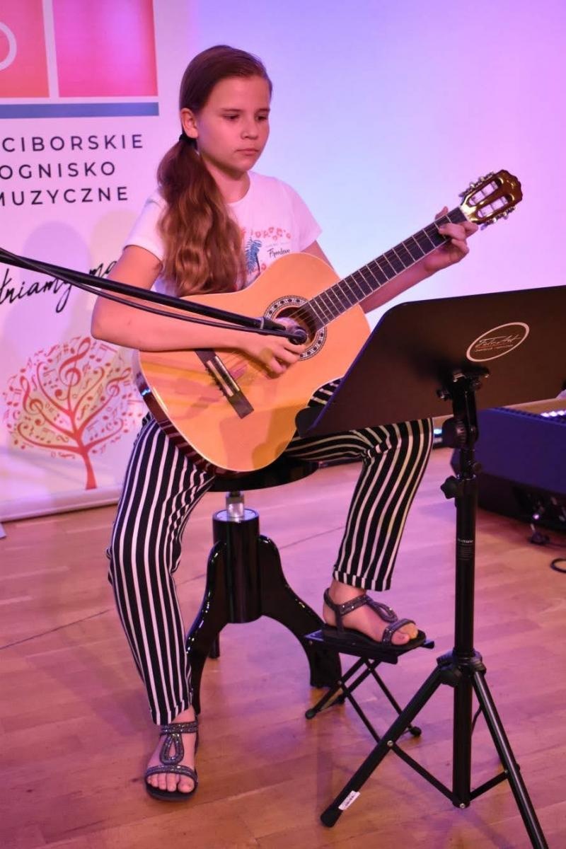 Zdjęcie w galerii na portalu naszraciborz.pl: Raciborskie Ognisko Muzyczne zakończyło rok szkolny wiadomości z regionu