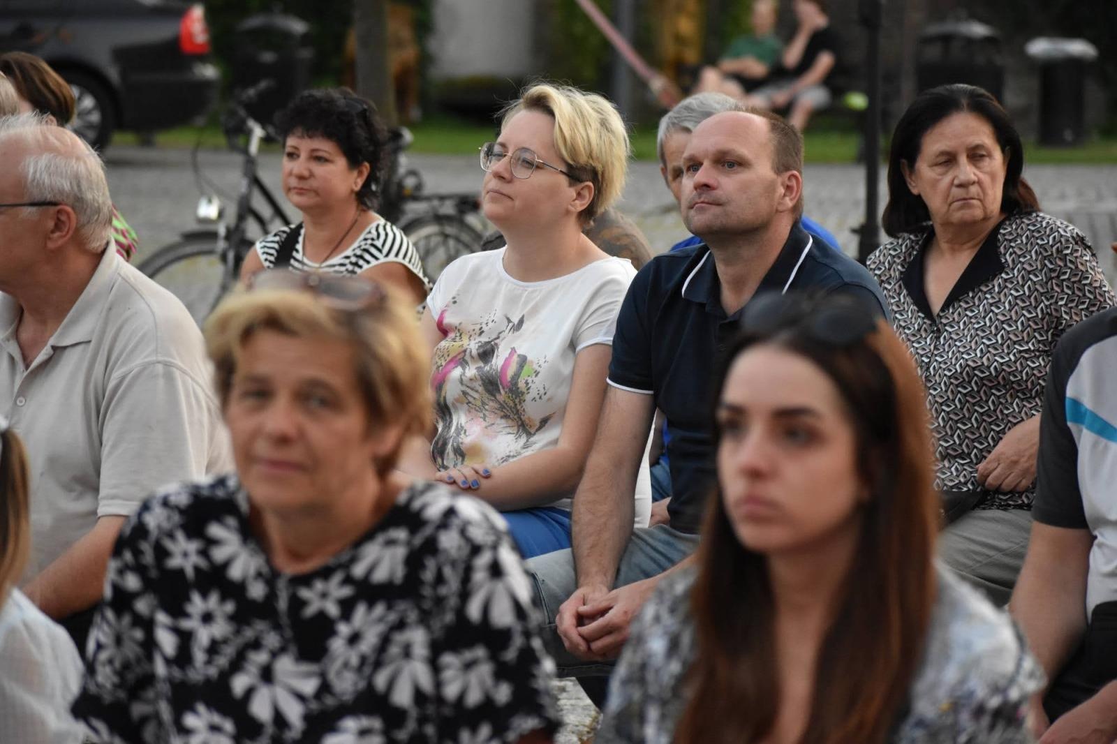 Zdjęcie w galerii na portalu naszraciborz.pl: Koncert Nocy Świętojańskiej na Zamku Piastowskim za nami wiadomości z regionu