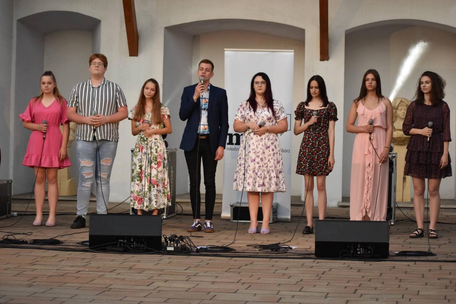 Zdjęcie w galerii na portalu naszraciborz.pl: Koncert Nocy Świętojańskiej na Zamku Piastowskim za nami wiadomości z regionu