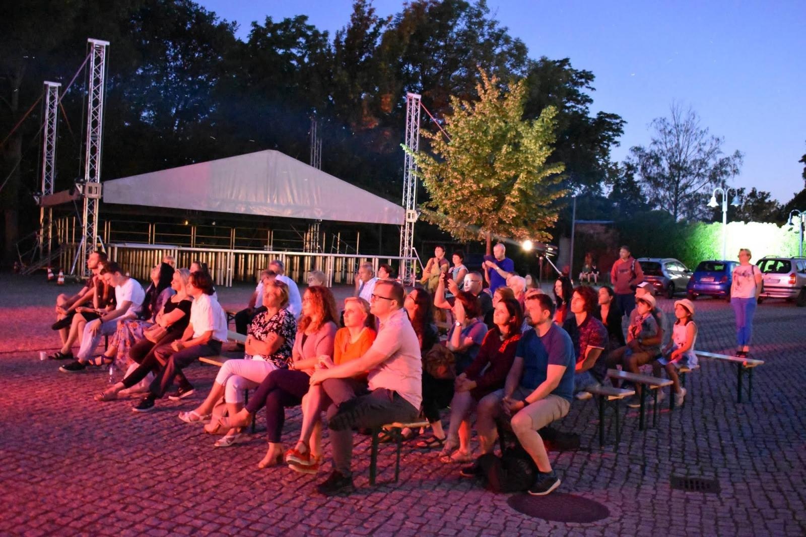 Zdjęcie w galerii na portalu naszraciborz.pl: Koncert Nocy Świętojańskiej na Zamku Piastowskim za nami wiadomości z regionu