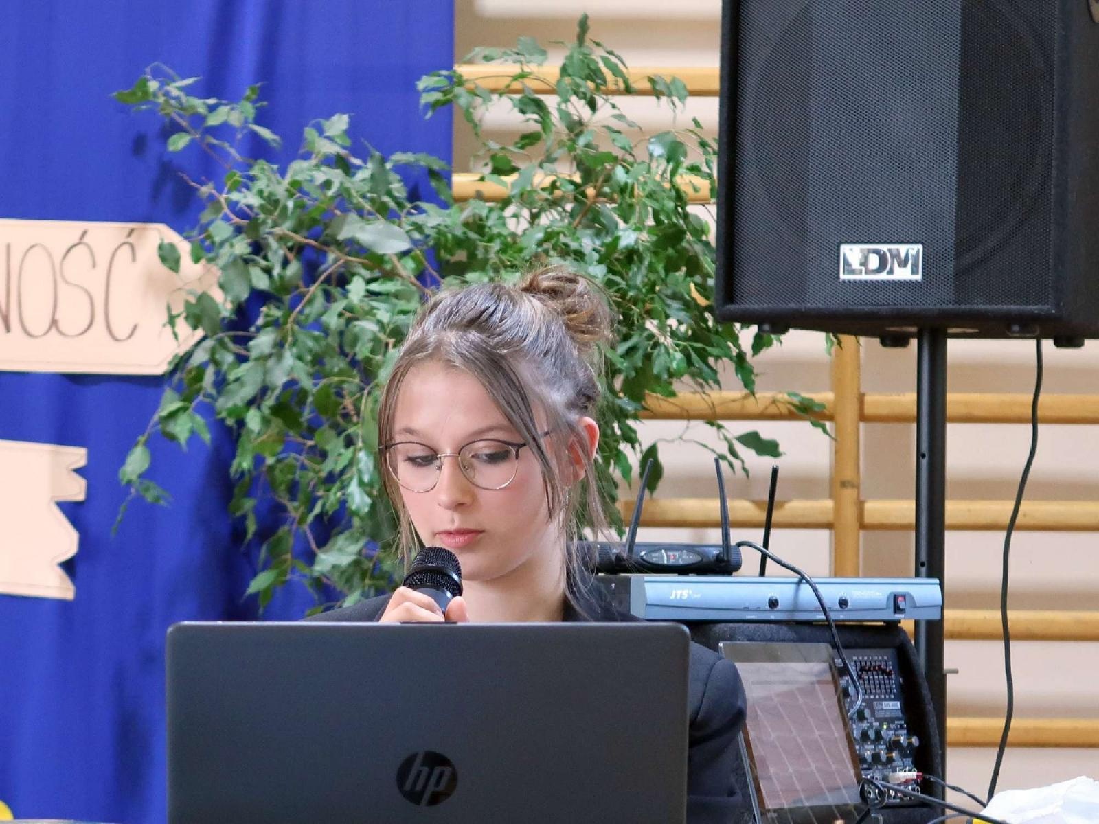 Zdjęcie w galerii na portalu naszraciborz.pl: Dzień Ojca i pożegnanie absolwentów na Płoni wiadomości z regionu