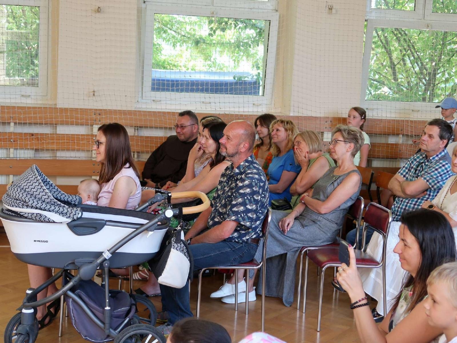 Zdjęcie w galerii na portalu naszraciborz.pl: Dzień Ojca i pożegnanie absolwentów na Płoni wiadomości z regionu