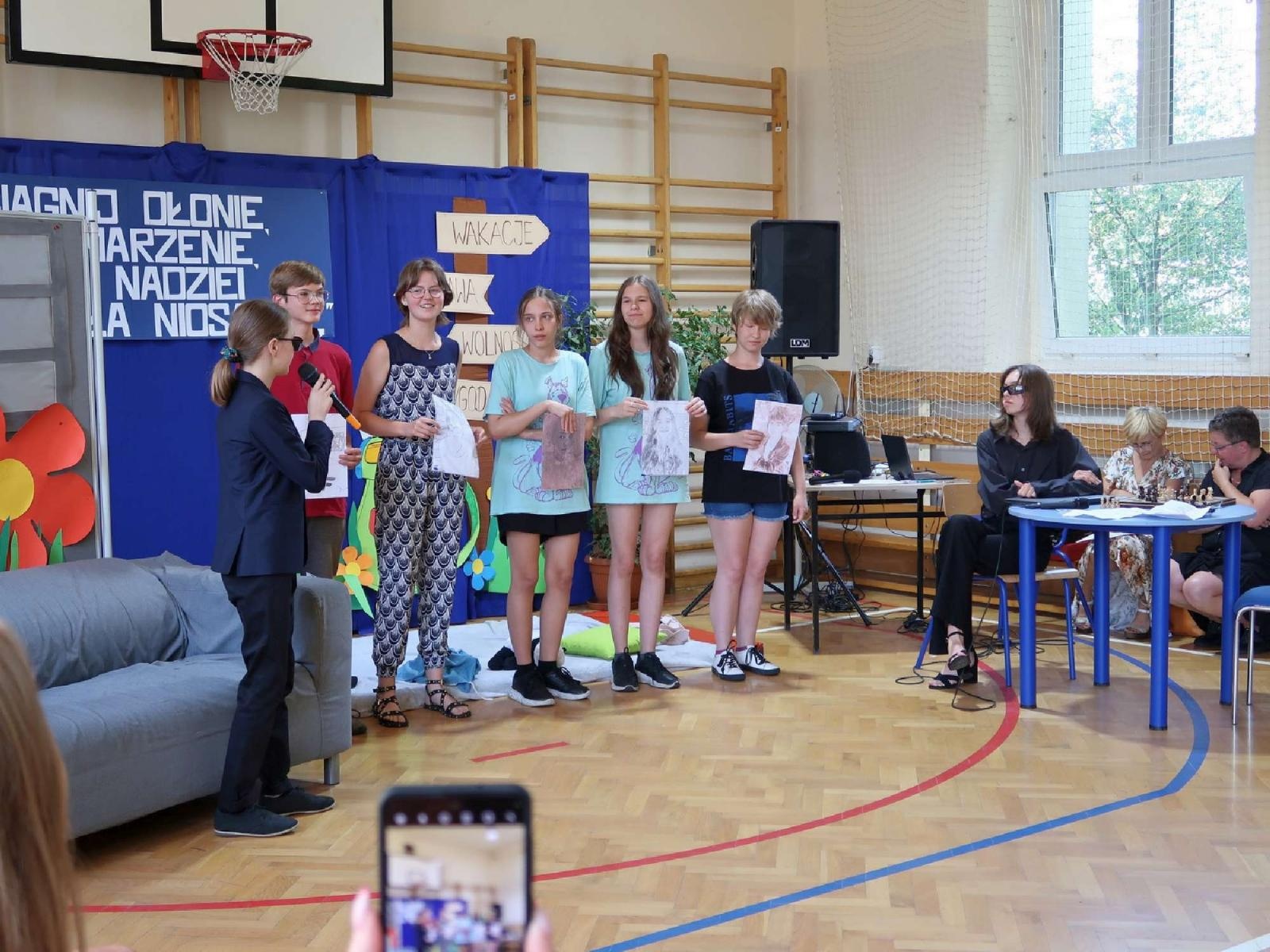 Zdjęcie w galerii na portalu naszraciborz.pl: Dzień Ojca i pożegnanie absolwentów na Płoni wiadomości z regionu