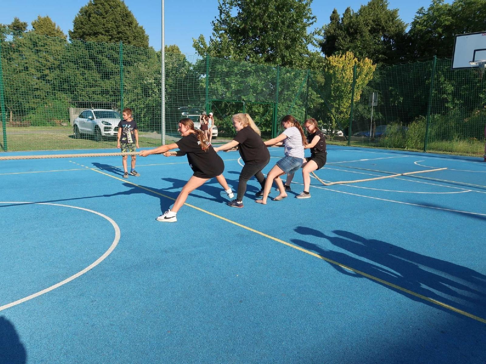 Zdjęcie w galerii na portalu naszraciborz.pl: Dzień Ojca i pożegnanie absolwentów na Płoni wiadomości z regionu