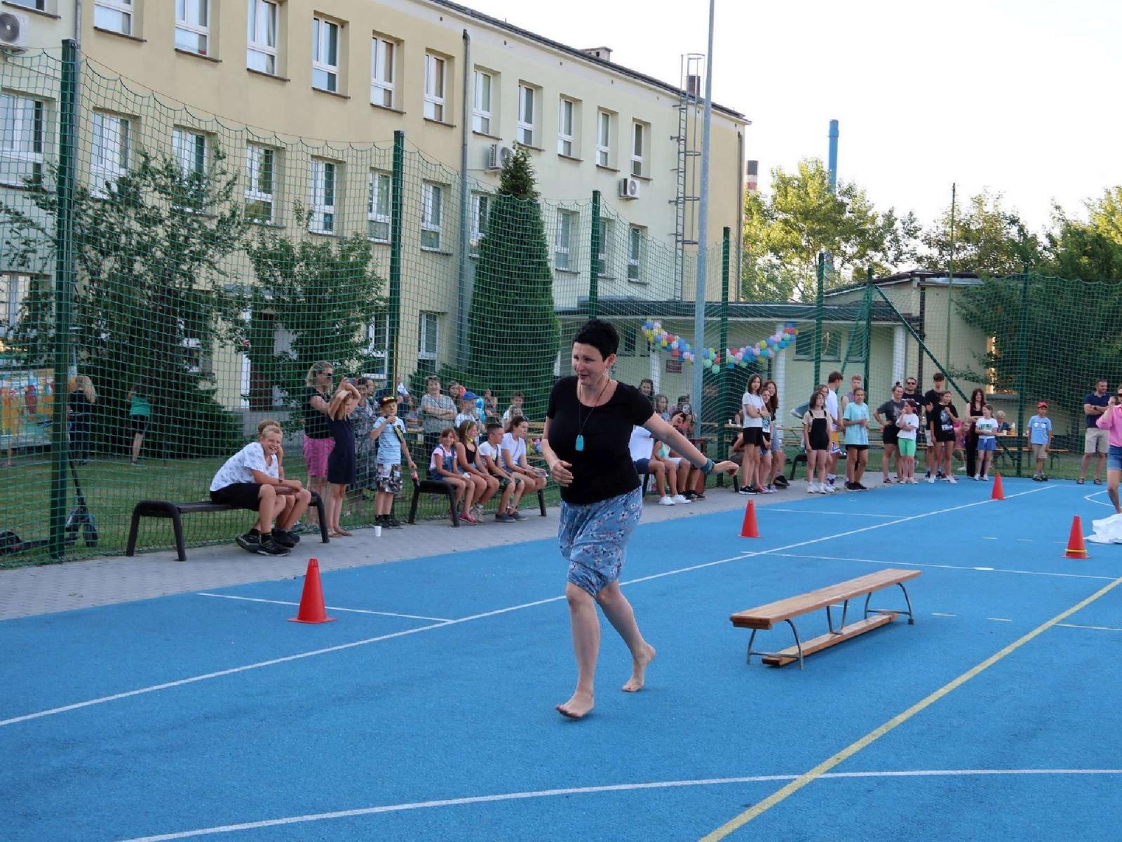 Zdjęcie w galerii na portalu naszraciborz.pl: Dzień Ojca i pożegnanie absolwentów na Płoni wiadomości z regionu