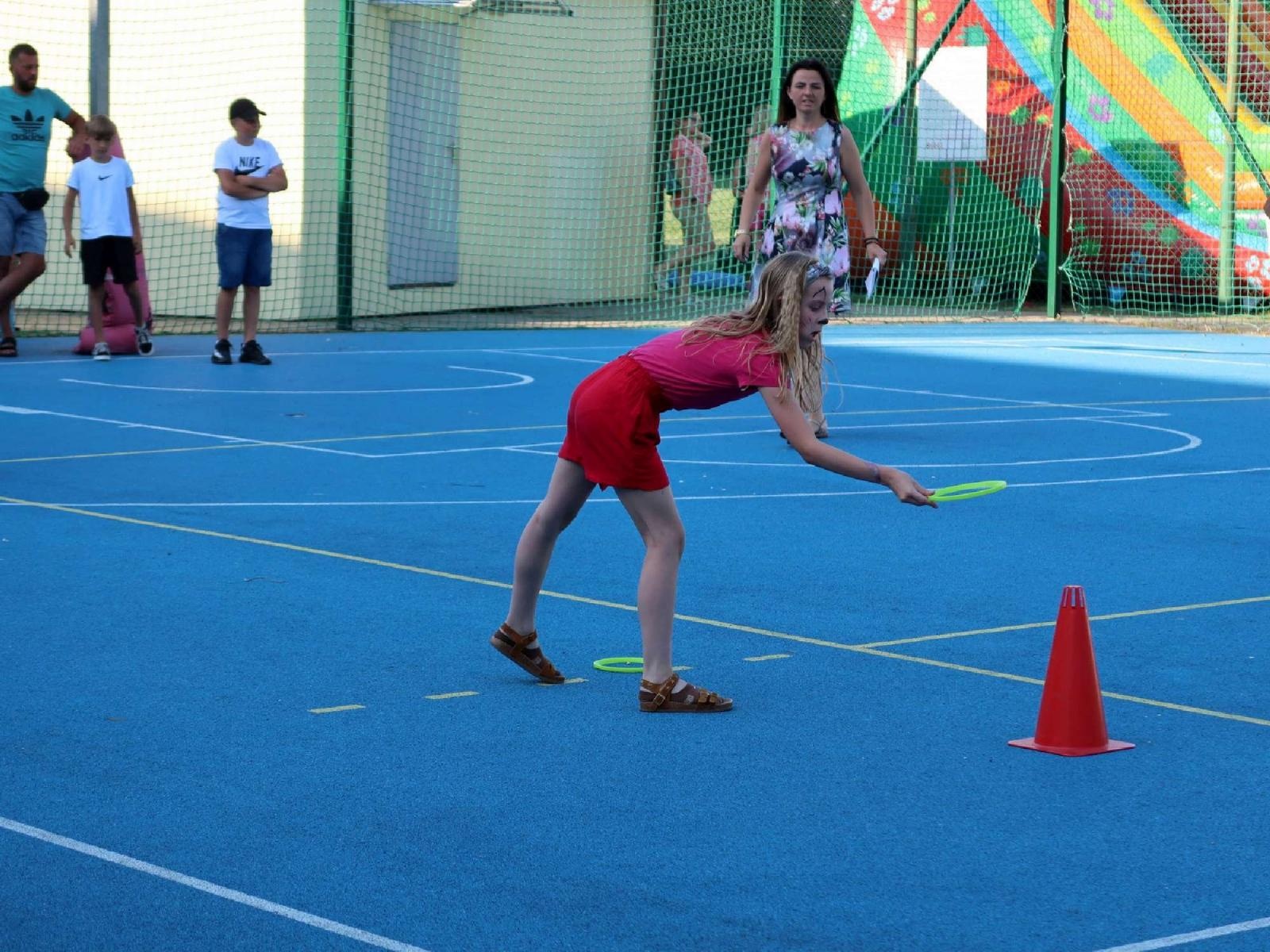 Zdjęcie w galerii na portalu naszraciborz.pl: Dzień Ojca i pożegnanie absolwentów na Płoni wiadomości z regionu