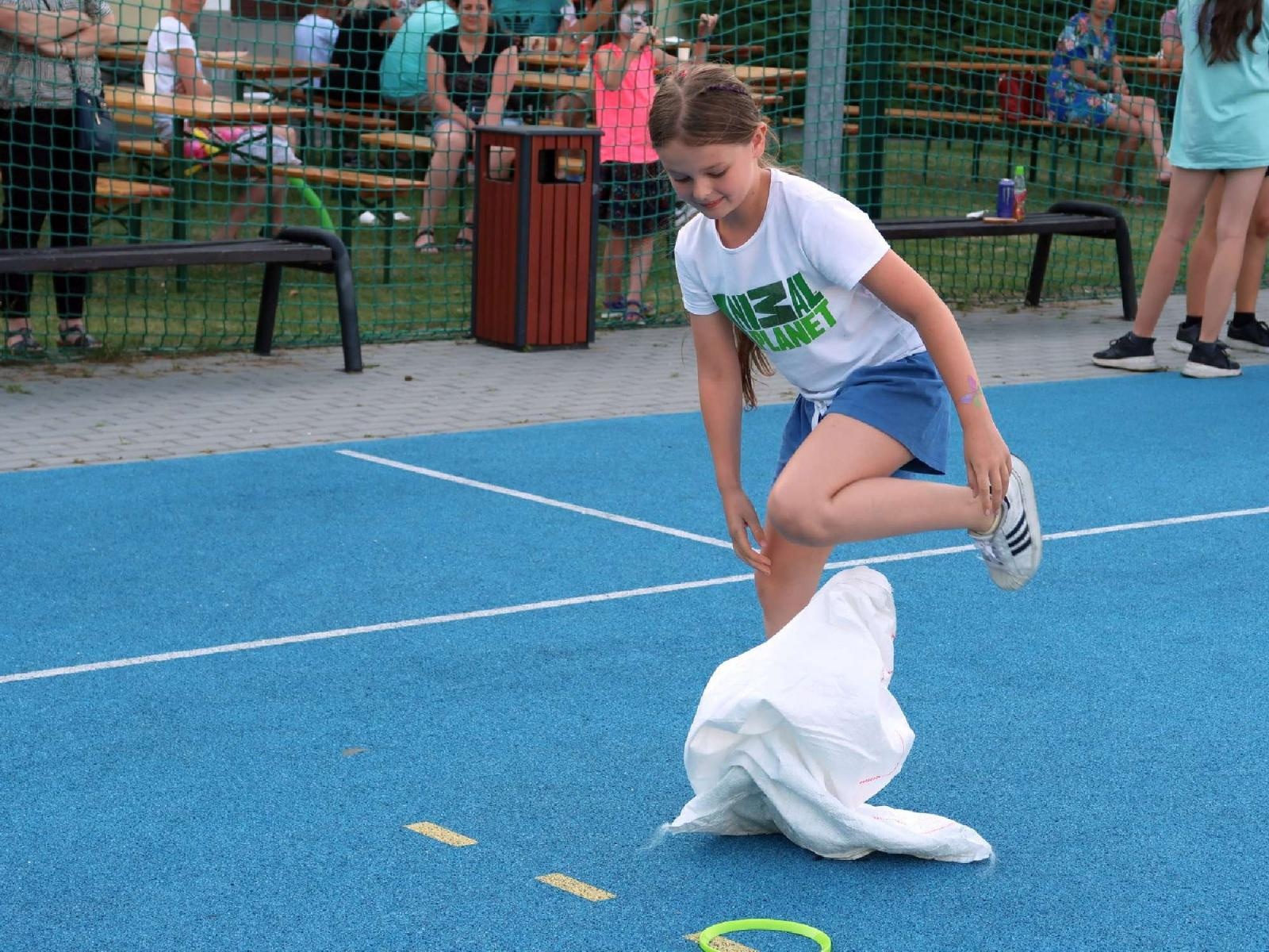 Zdjęcie w galerii na portalu naszraciborz.pl: Dzień Ojca i pożegnanie absolwentów na Płoni wiadomości z regionu