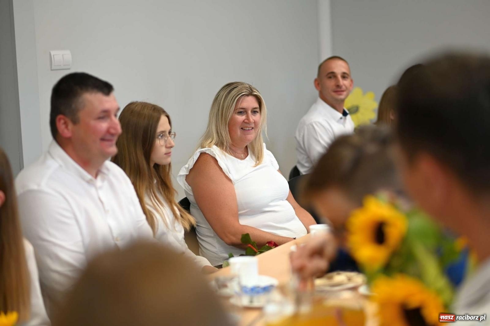 Zdjęcie w galerii na portalu naszraciborz.pl: Najlepsi uczniowie z gminy Krzanowice z nagrodami burmistrza wiadomości z regionu