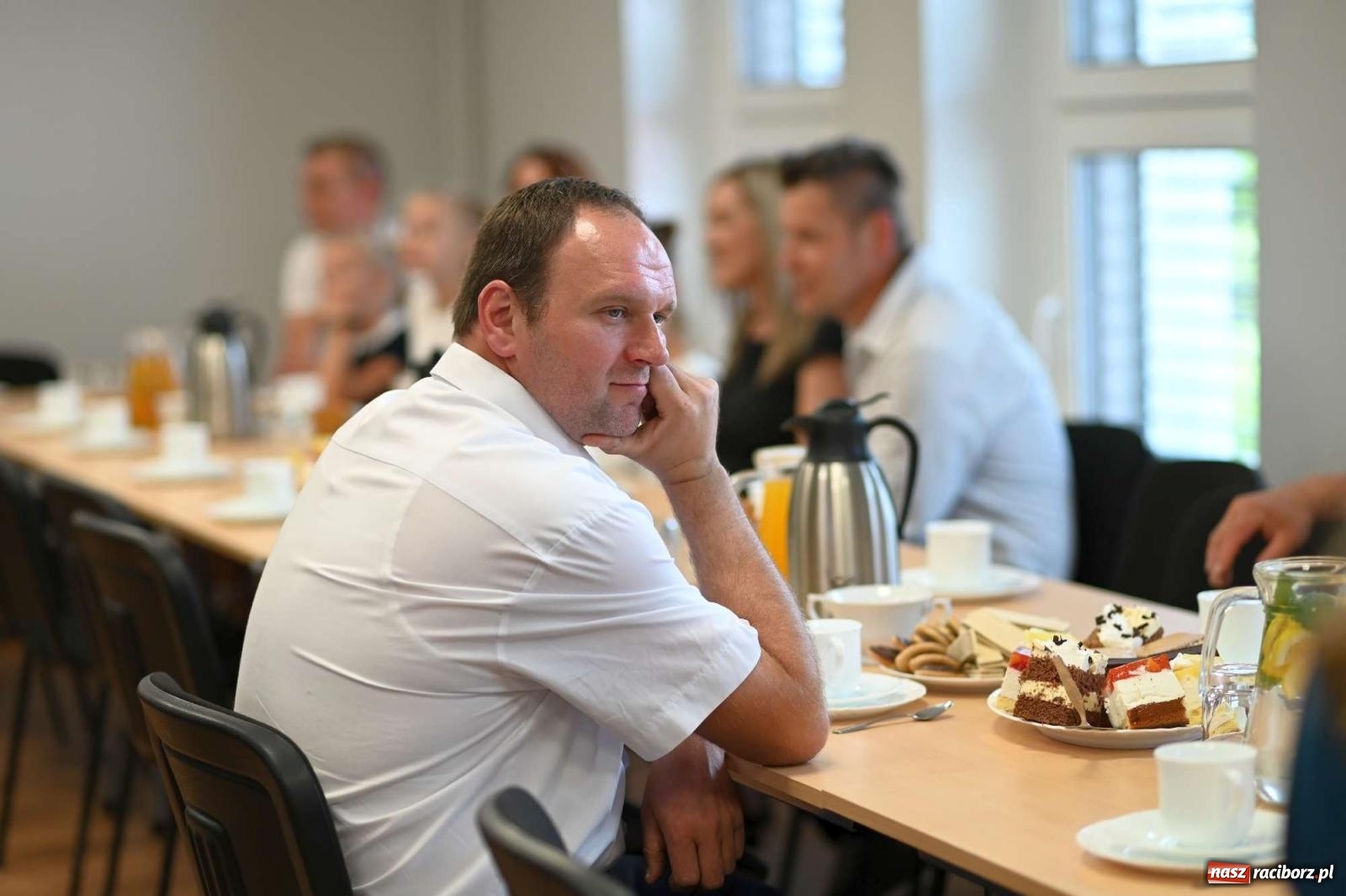 Zdjęcie w galerii na portalu naszraciborz.pl: Najlepsi uczniowie z gminy Krzanowice z nagrodami burmistrza wiadomości z regionu