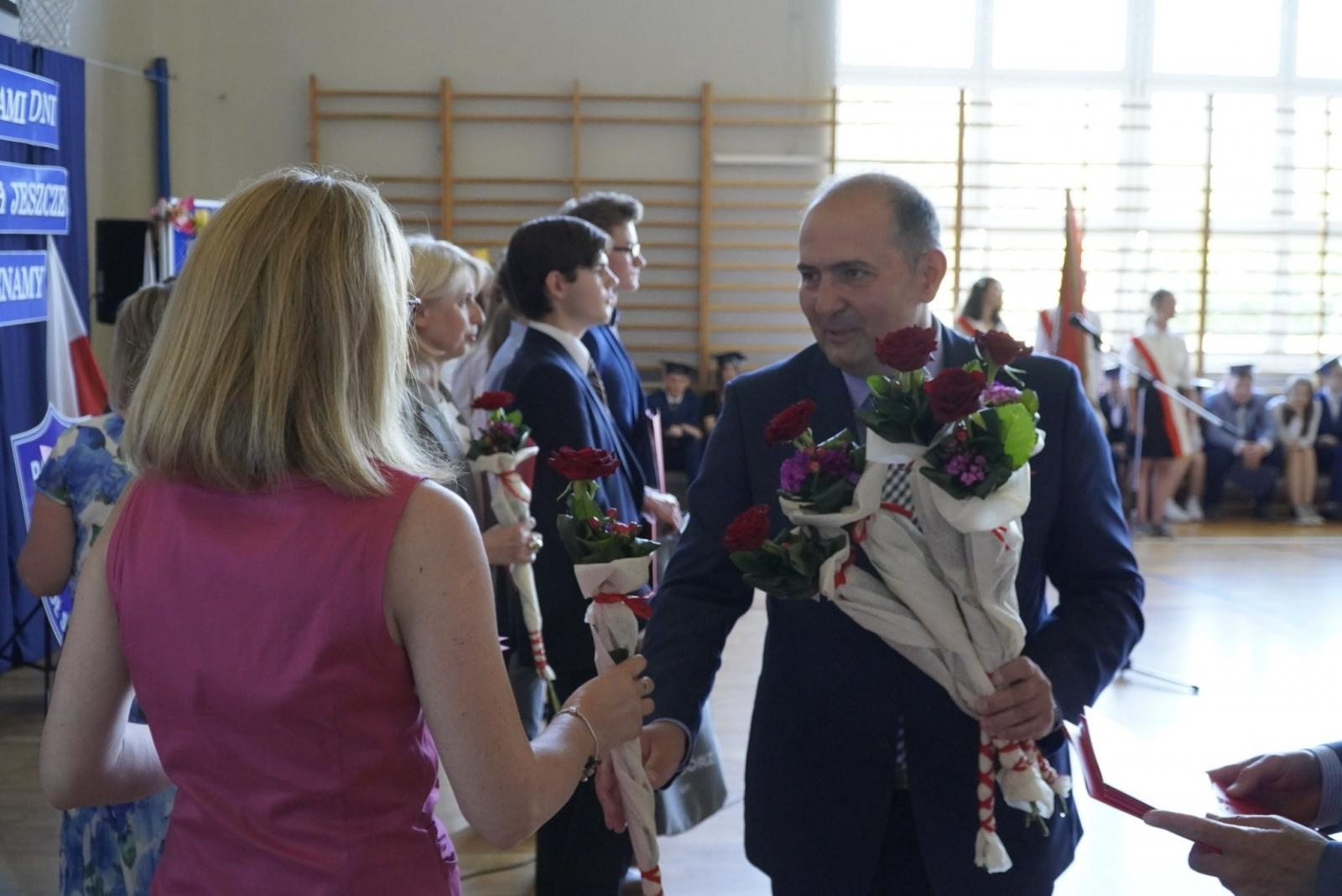 Zdjęcie w galerii na portalu naszraciborz.pl: Ostatni dzwonek, czyli miejskie zakończeniu roku na Ocicach [FOTO i WIDEO] wiadomości z regionu