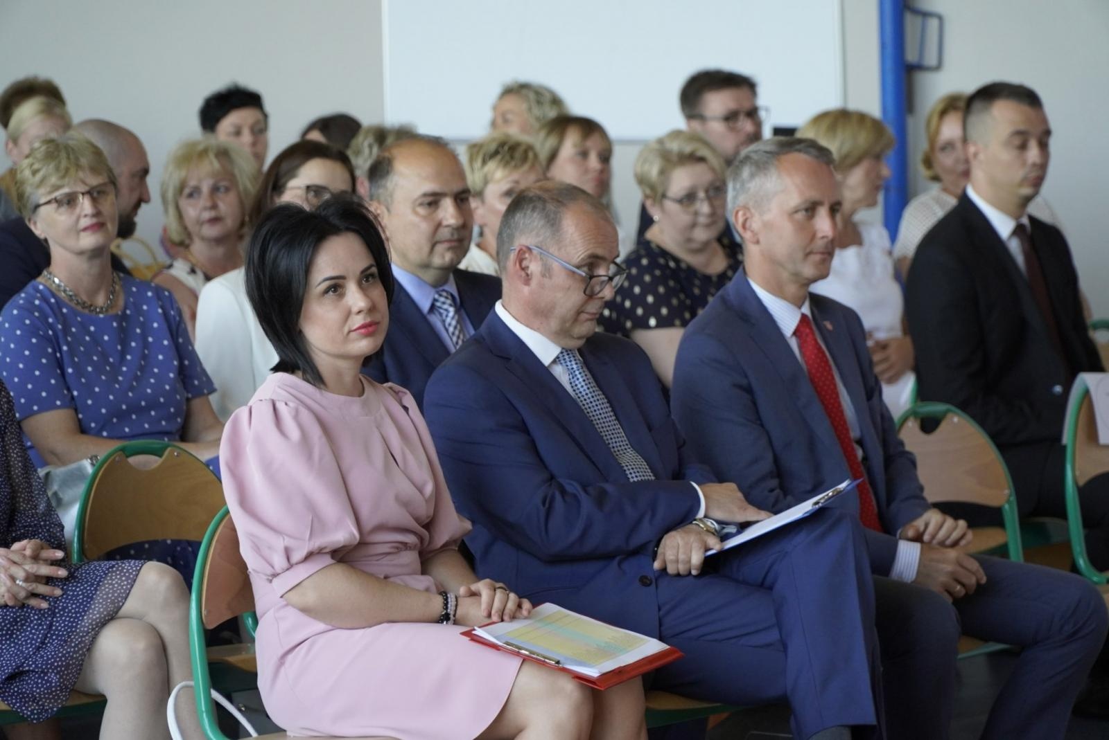 Zdjęcie w galerii na portalu naszraciborz.pl: Ostatni dzwonek, czyli miejskie zakończeniu roku na Ocicach [FOTO i WIDEO] wiadomości z regionu