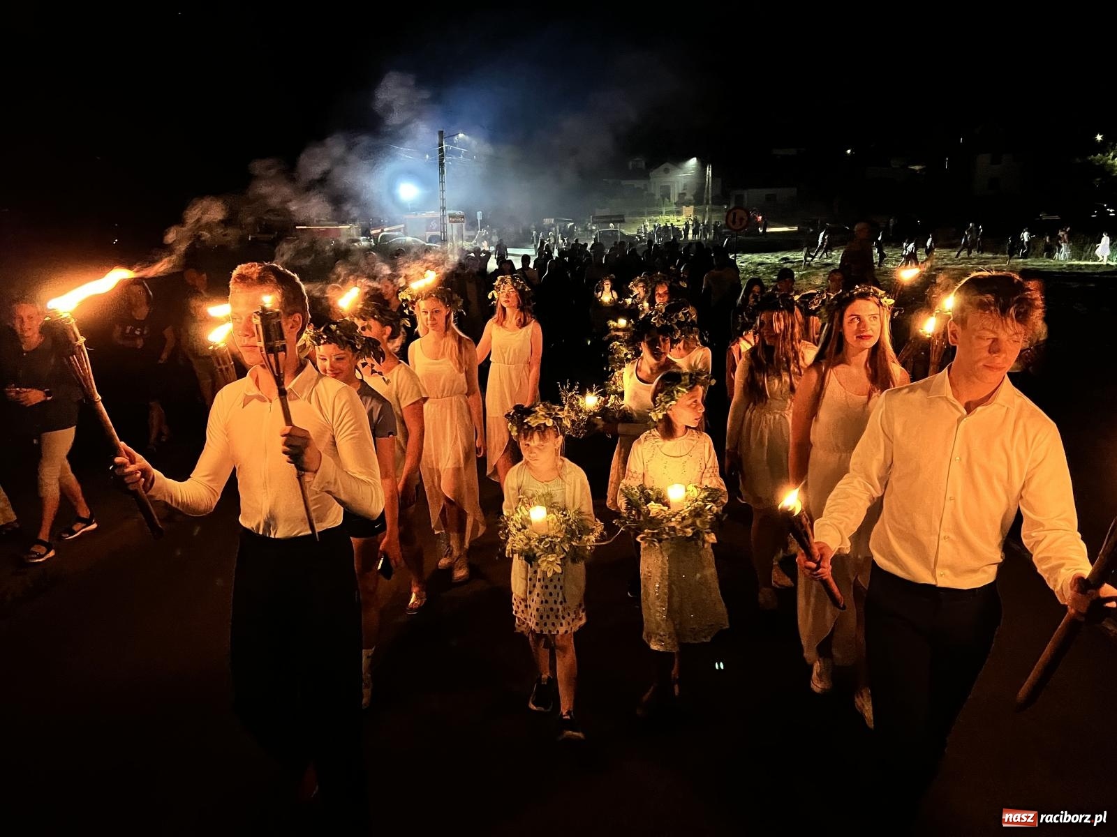 Zdjęcie w galerii na portalu naszraciborz.pl: Magiczna Noc Świętojańska w Kornicach [FOTO i WIDEO] wiadomości z regionu