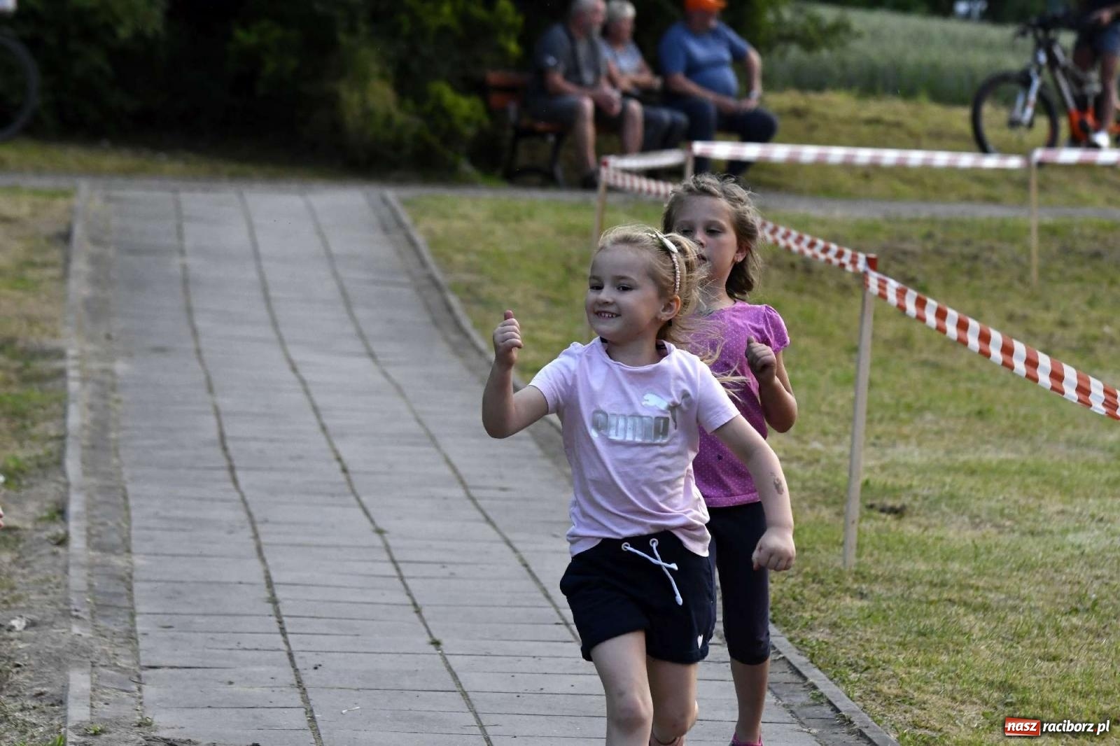 Zdjęcie w galerii na portalu naszraciborz.pl: Magiczna Noc Świętojańska w Kornicach [FOTO i WIDEO] wiadomości z regionu