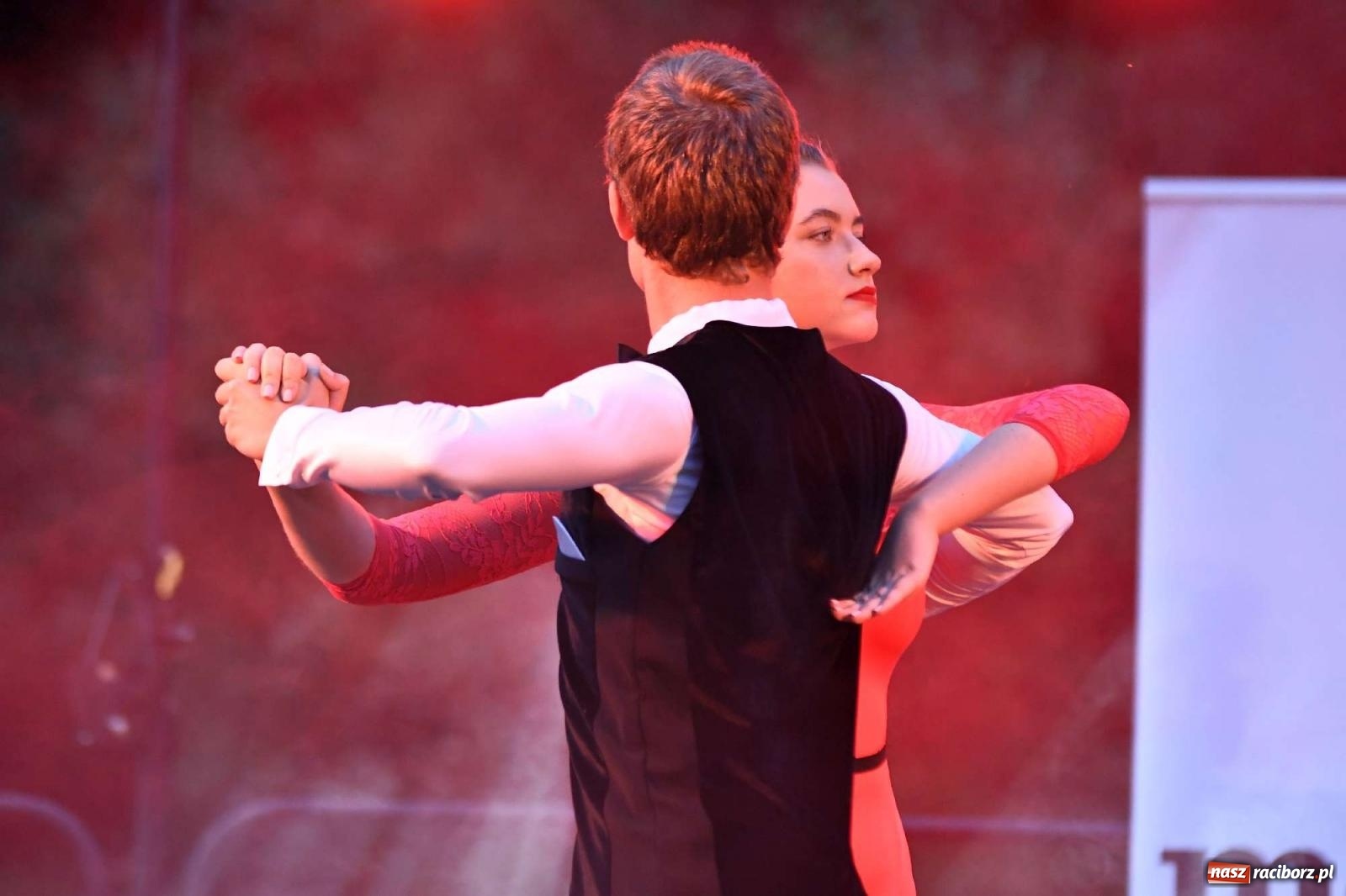 Zdjęcie w galerii na portalu naszraciborz.pl: Magiczna Noc Świętojańska w Kornicach [FOTO i WIDEO] wiadomości z regionu