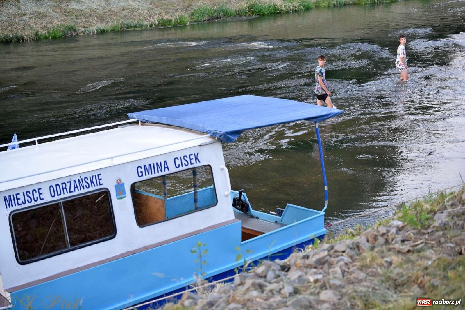 Zdjęcie w galerii na portalu naszraciborz.pl: Gitarzysko i pływadła w Raciborzu [FOTO] wiadomości z regionu