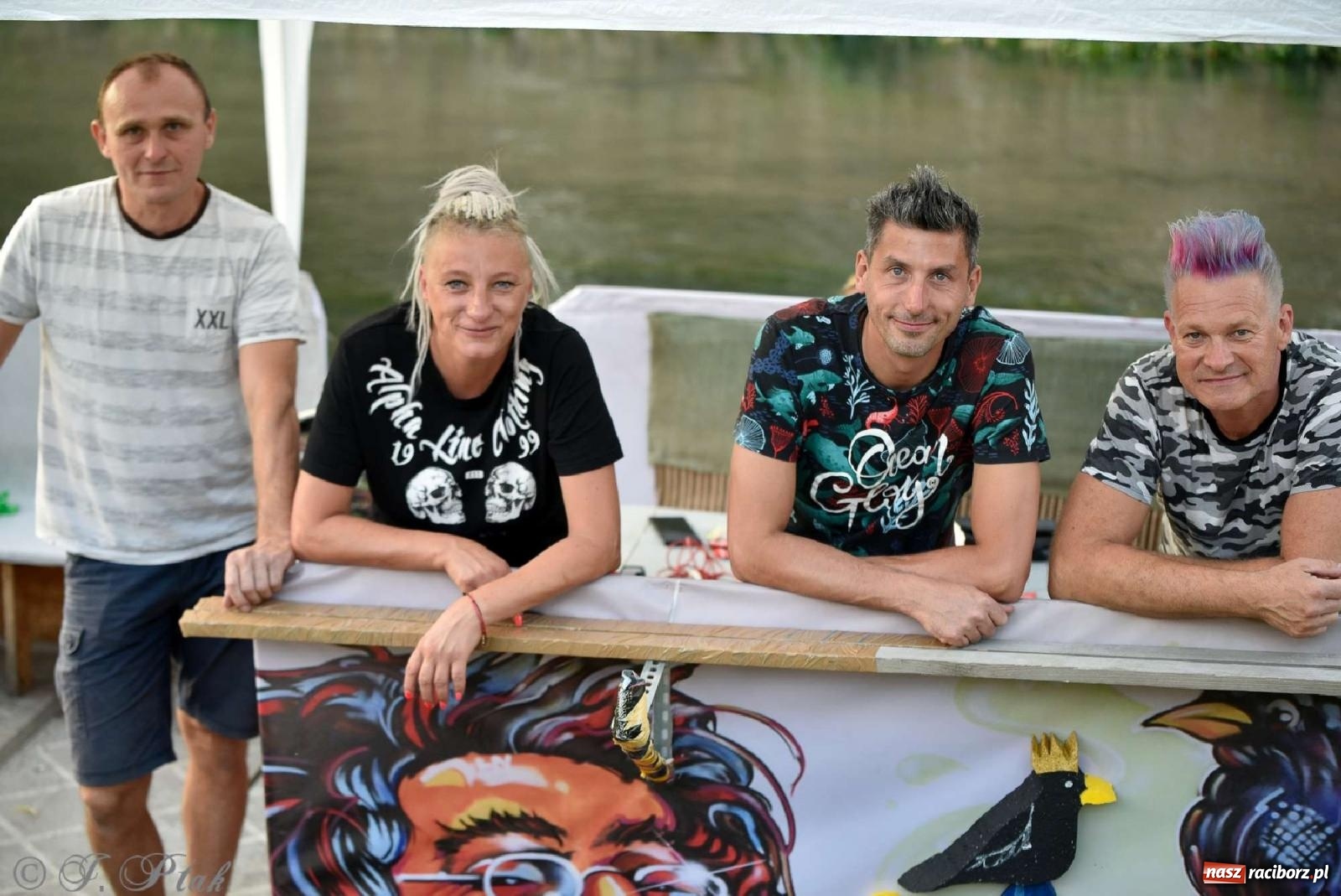 Zdjęcie w galerii na portalu naszraciborz.pl: Gitarzysko i pływadła w Raciborzu [FOTO] wiadomości z regionu