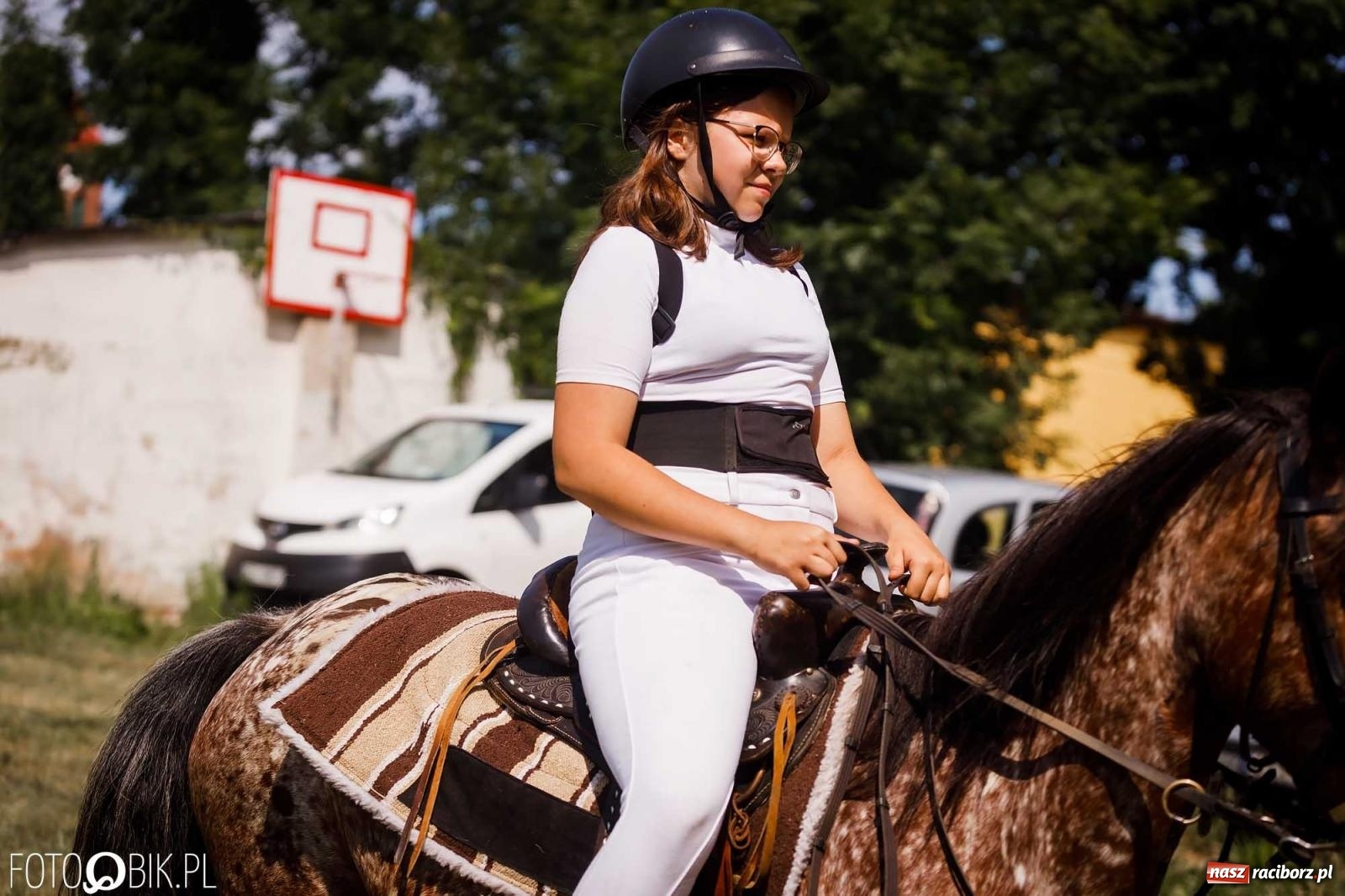 Zdjęcie w galerii na portalu naszraciborz.pl: Liga jednorożca. Zawody konne w Łubowicach wiadomości z regionu