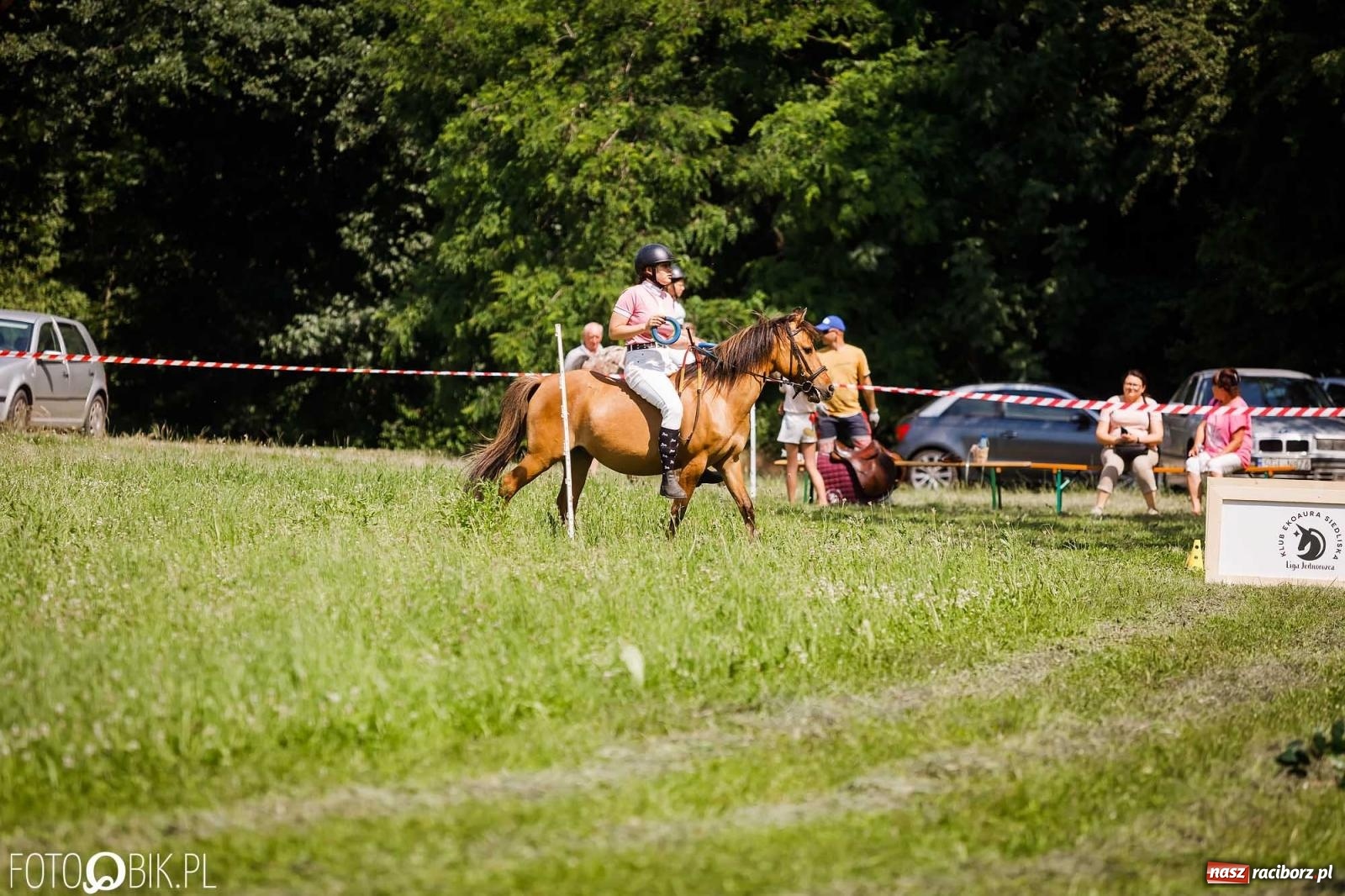 Zdjęcie w galerii na portalu naszraciborz.pl: Liga jednorożca. Zawody konne w Łubowicach wiadomości z regionu