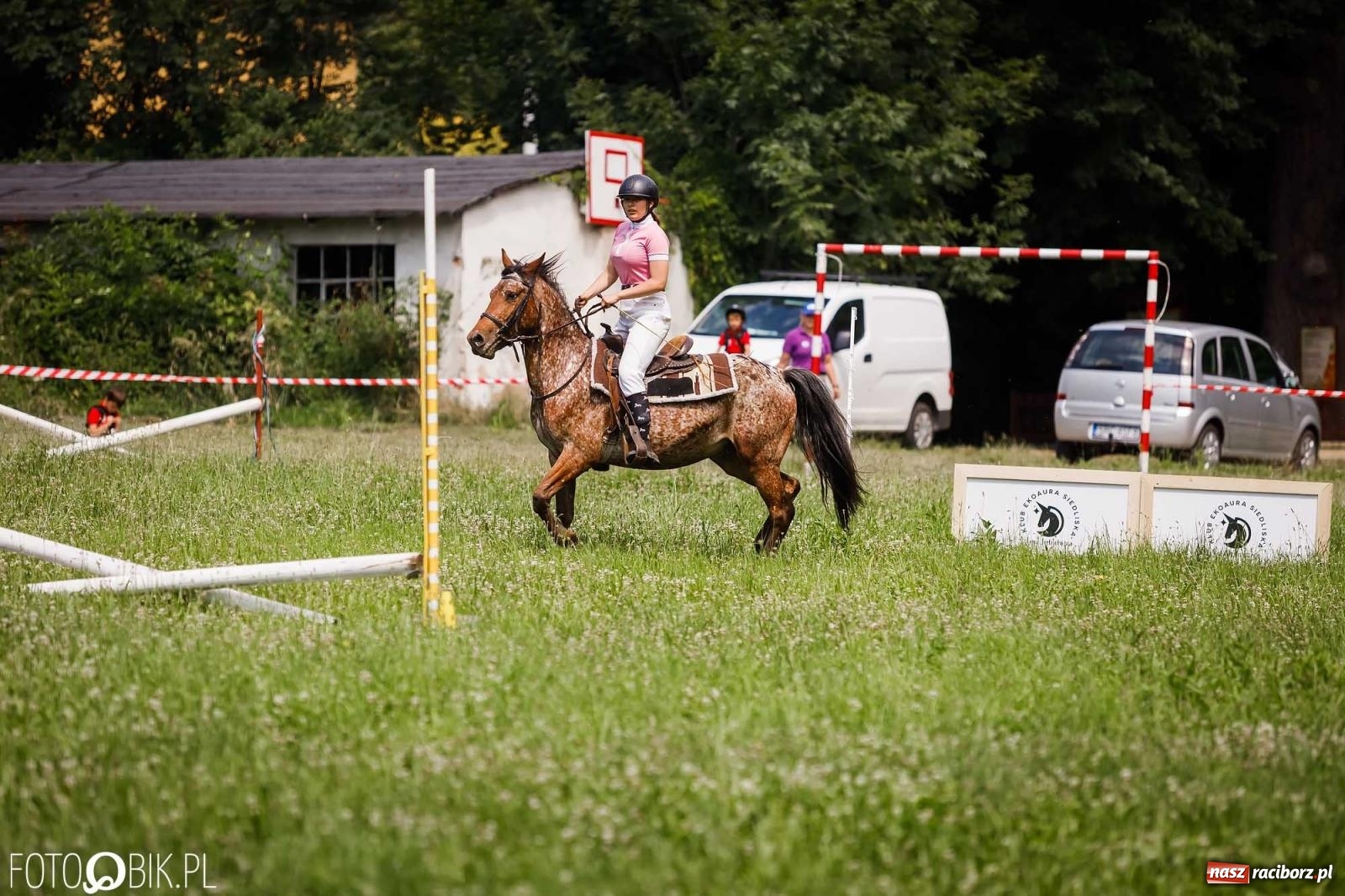 Zdjęcie w galerii na portalu naszraciborz.pl: Liga jednorożca. Zawody konne w Łubowicach wiadomości z regionu