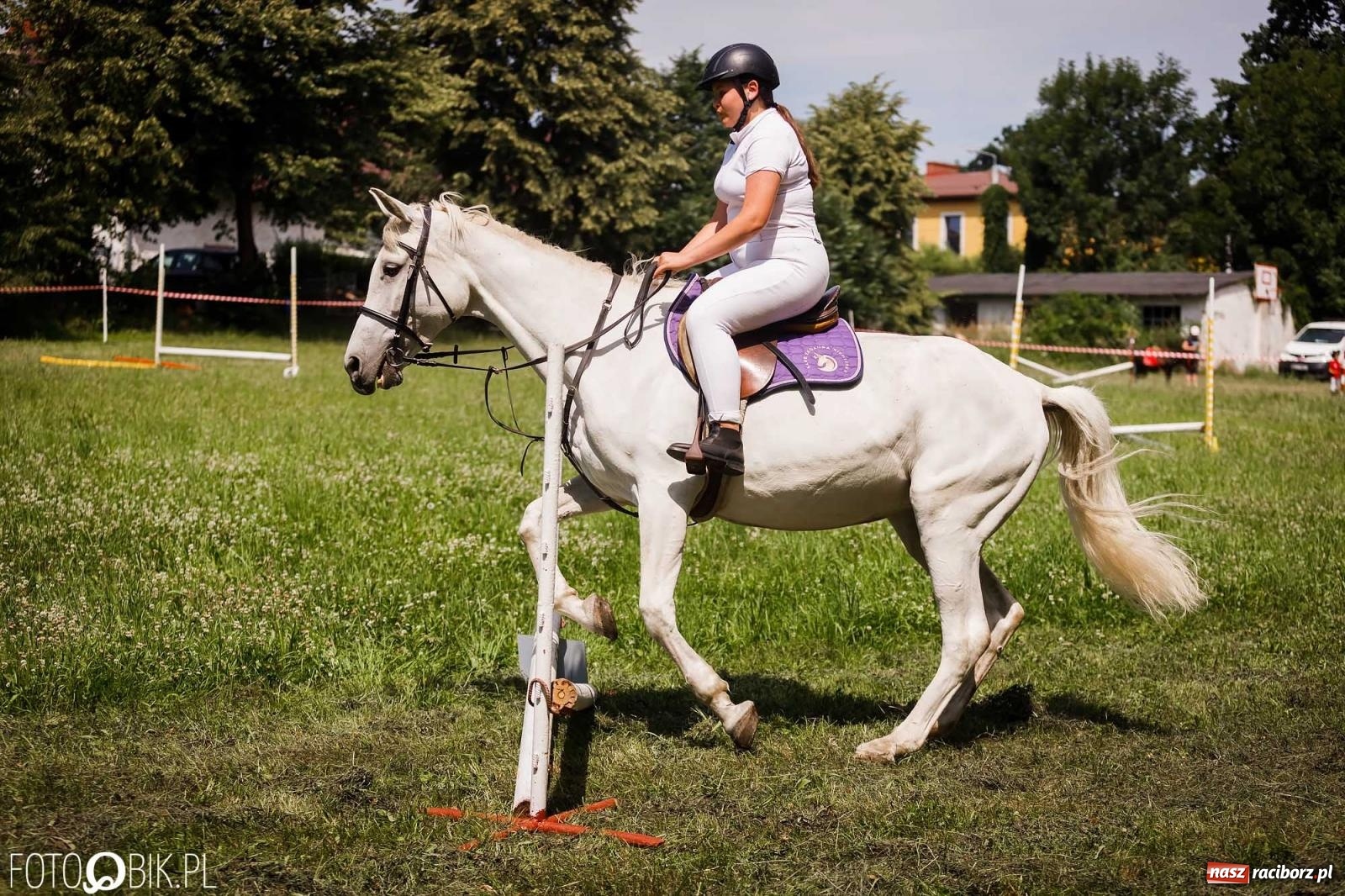Zdjęcie w galerii na portalu naszraciborz.pl: Liga jednorożca. Zawody konne w Łubowicach wiadomości z regionu