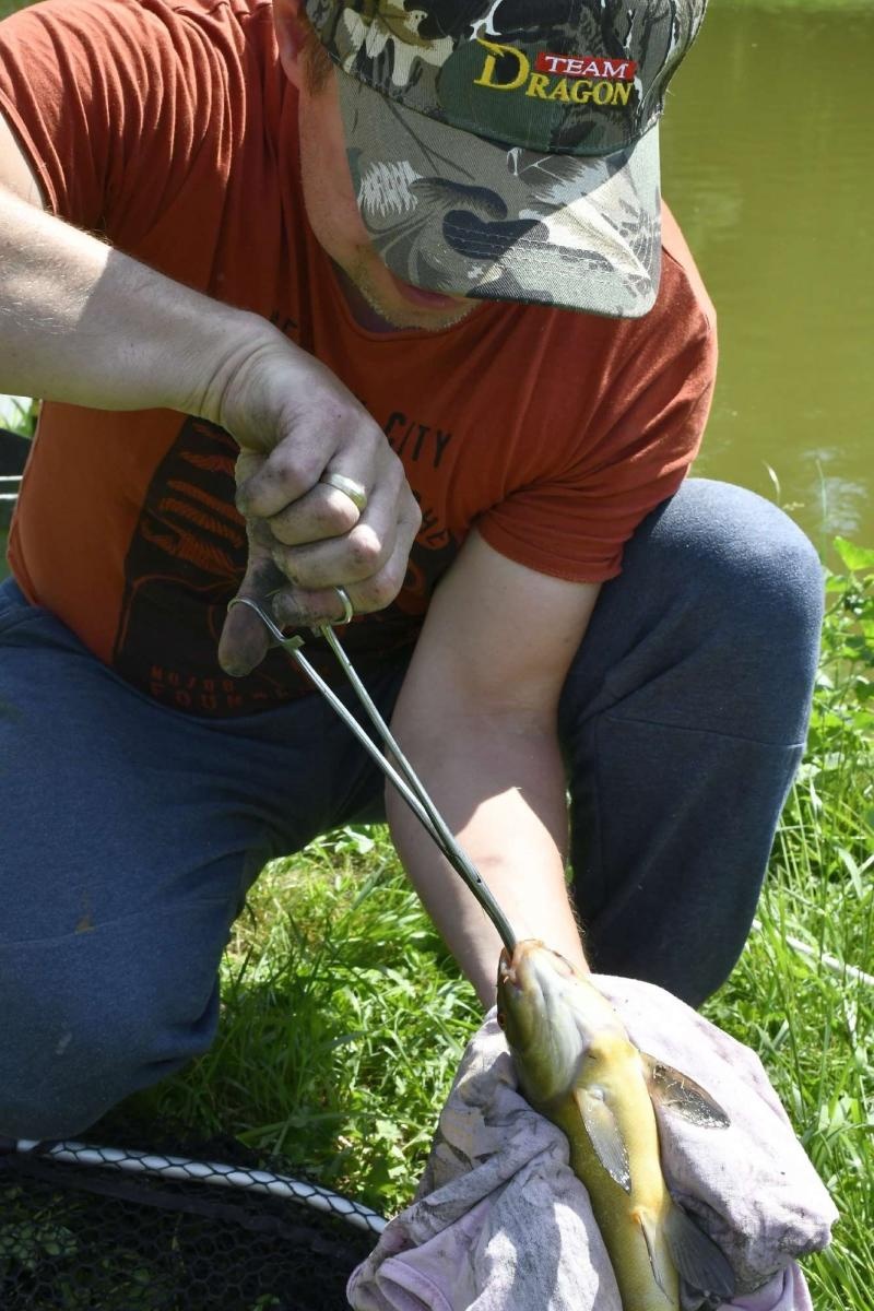 Zdjęcie w galerii na portalu naszraciborz.pl: Zawody w Krowiarkach. Wędkarze lubią tu przyjeżdżać wiadomości z regionu