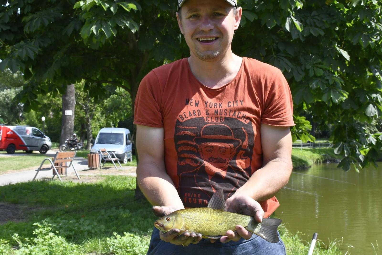 Zdjęcie w galerii na portalu naszraciborz.pl: Zawody w Krowiarkach. Wędkarze lubią tu przyjeżdżać wiadomości z regionu