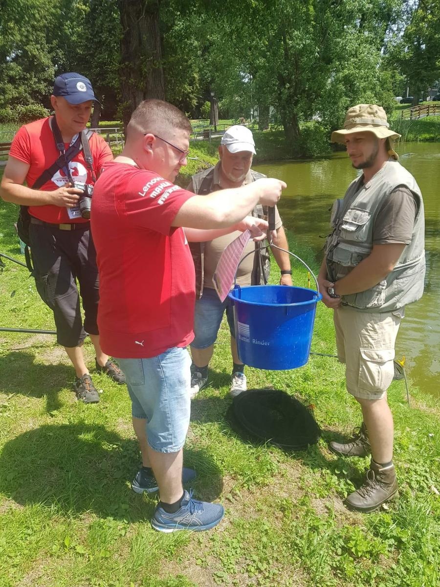 Zdjęcie w galerii na portalu naszraciborz.pl: Zawody w Krowiarkach. Wędkarze lubią tu przyjeżdżać wiadomości z regionu