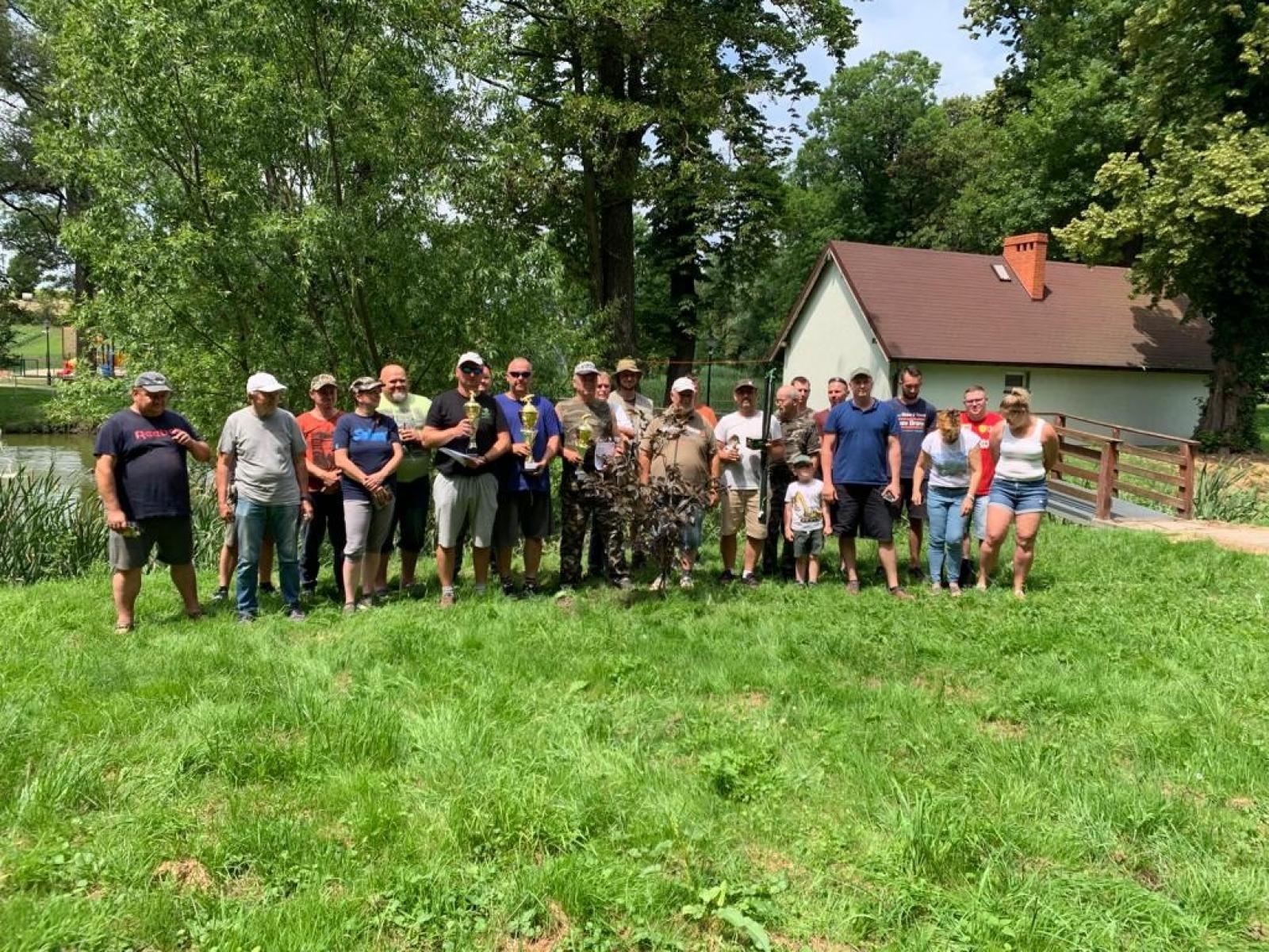 Zdjęcie w galerii na portalu naszraciborz.pl: Zawody w Krowiarkach. Wędkarze lubią tu przyjeżdżać wiadomości z regionu