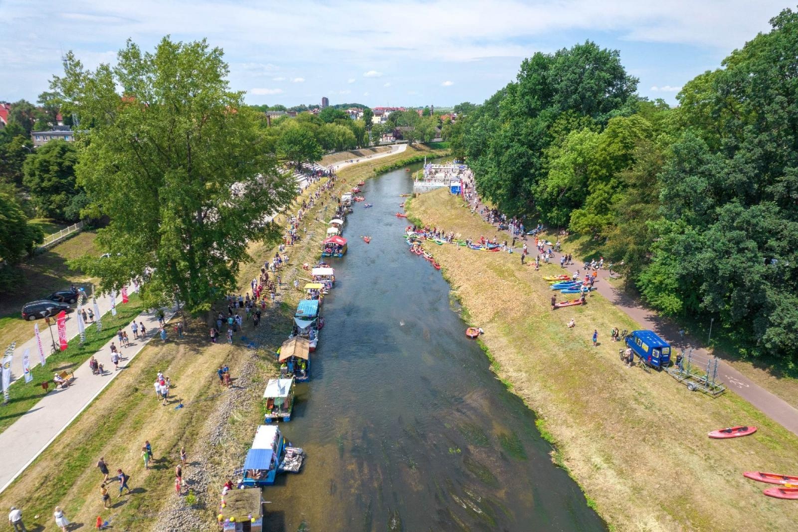 Zdjęcie w galerii na portalu naszraciborz.pl: Raciborskie Pływadło z lotu ptaka [FOTO i WIDEO] wiadomości z regionu