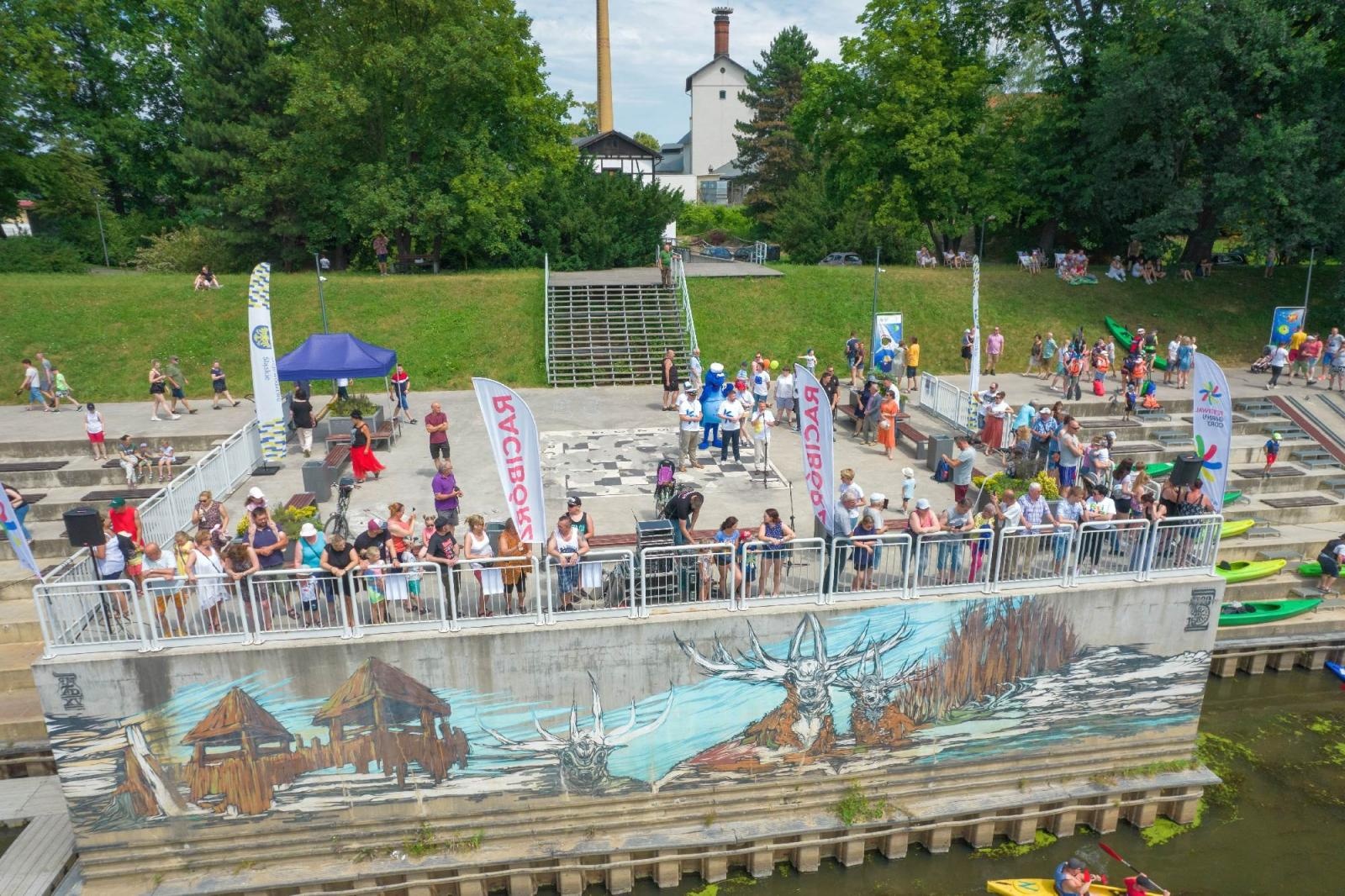 Zdjęcie w galerii na portalu naszraciborz.pl: Raciborskie Pływadło z lotu ptaka [FOTO i WIDEO] wiadomości z regionu