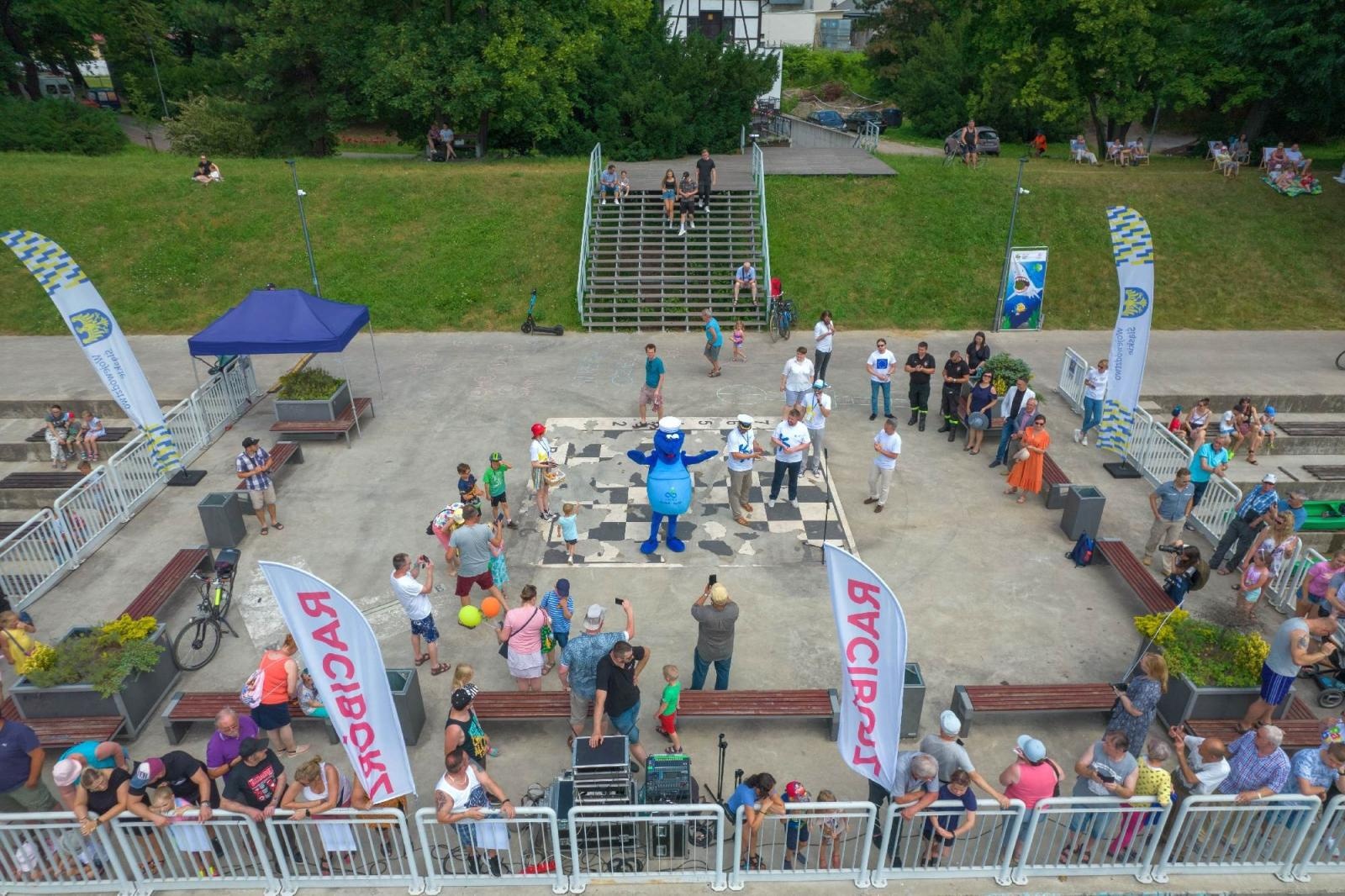 Zdjęcie w galerii na portalu naszraciborz.pl: Raciborskie Pływadło z lotu ptaka [FOTO i WIDEO] wiadomości z regionu