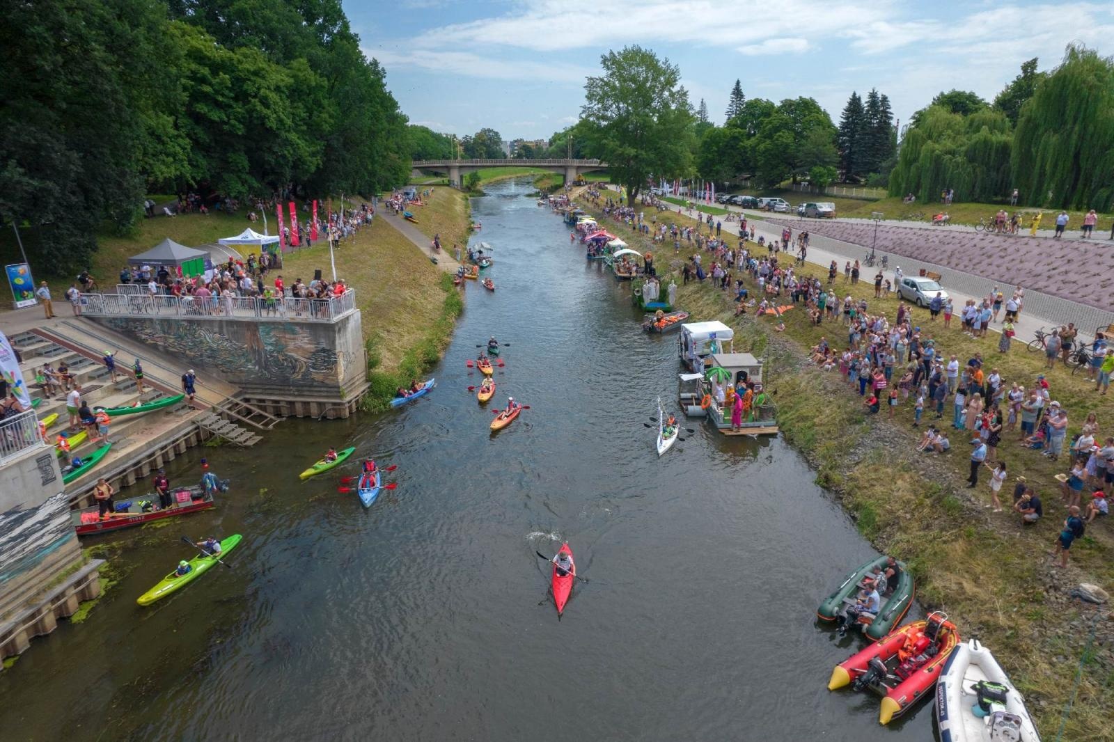 Zdjęcie w galerii na portalu naszraciborz.pl: Raciborskie Pływadło z lotu ptaka [FOTO i WIDEO] wiadomości z regionu