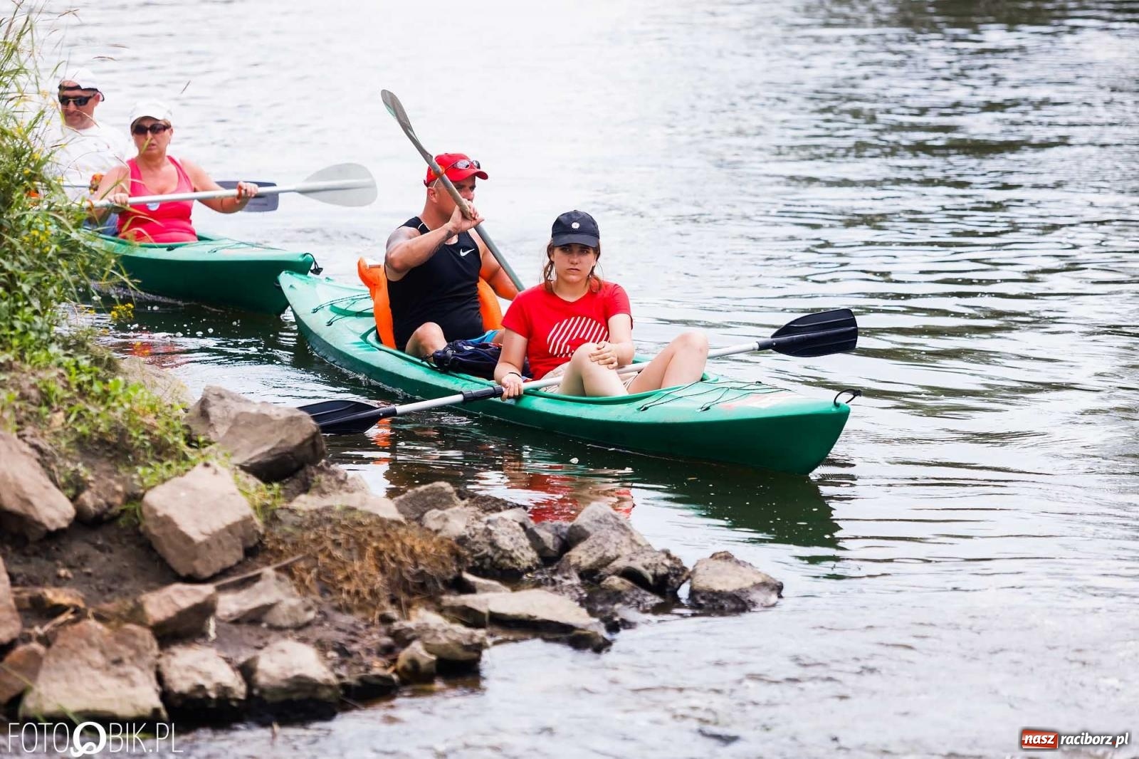 Zdjęcie w galerii na portalu naszraciborz.pl: Ślub na Odrze w Turzu. Udzielił go burmistrz i kapitan Paweł Macha [FOTO i WIDEO] wiadomości z regionu