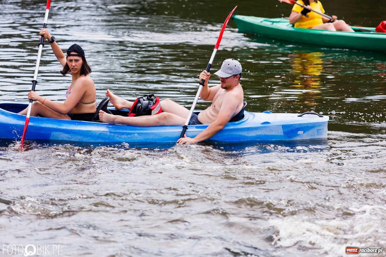Zdjęcie w galerii na portalu naszraciborz.pl: Ślub na Odrze w Turzu. Udzielił go burmistrz i kapitan Paweł Macha [FOTO i WIDEO] wiadomości z regionu
