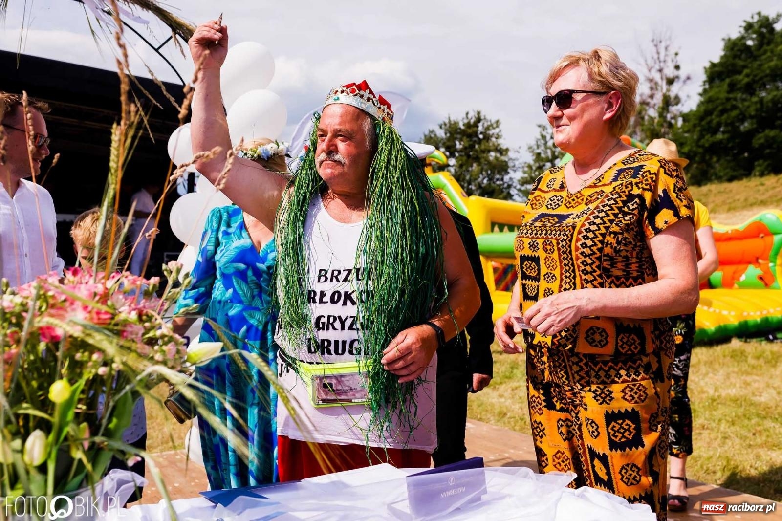Zdjęcie w galerii na portalu naszraciborz.pl: Ślub na Odrze w Turzu. Udzielił go burmistrz i kapitan Paweł Macha [FOTO i WIDEO] wiadomości z regionu
